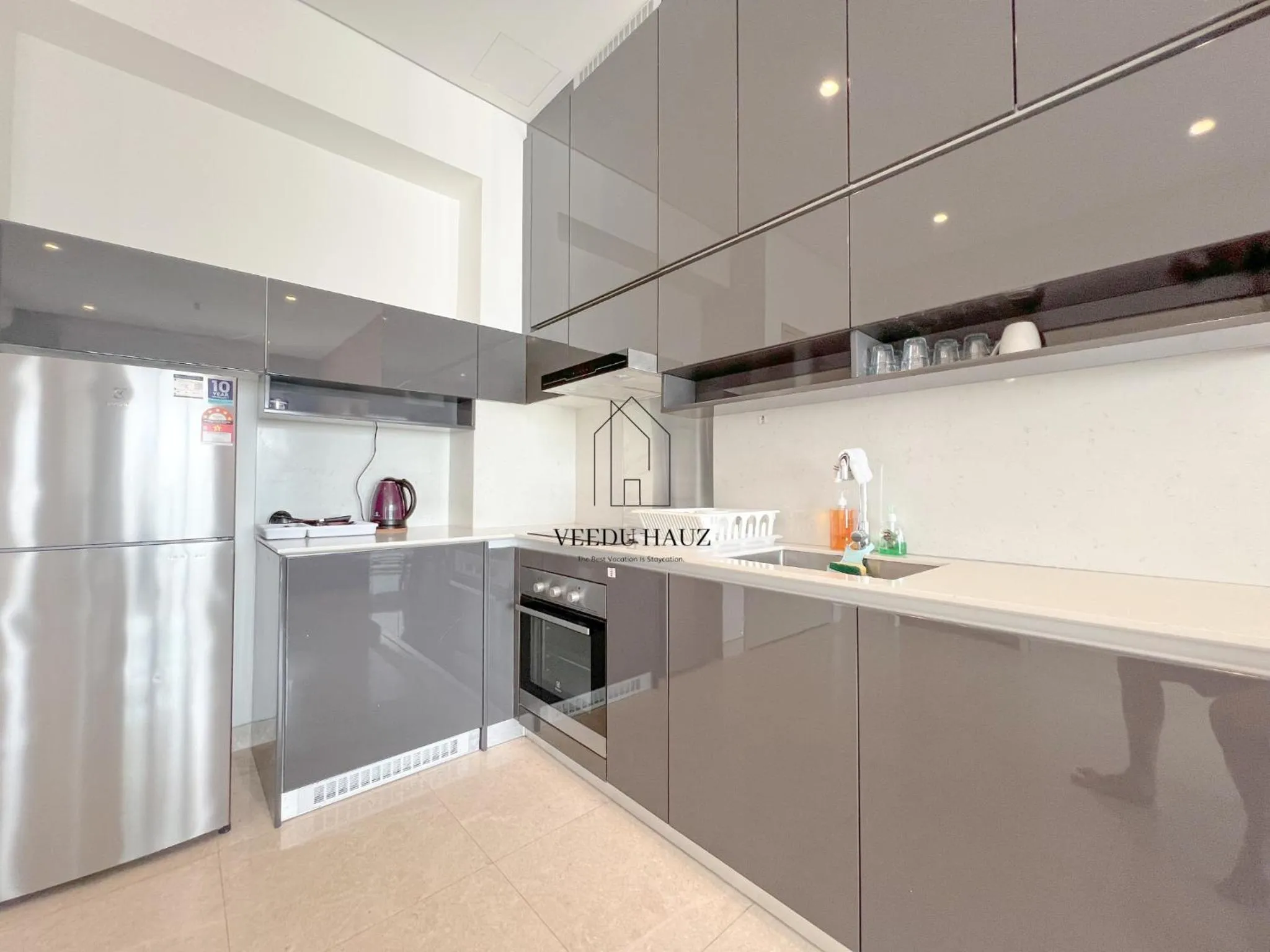 Kitchen or kitchenette in Lucentia Residences BBCC at Lalaport Kuala Lumpur by Veedu Hauz