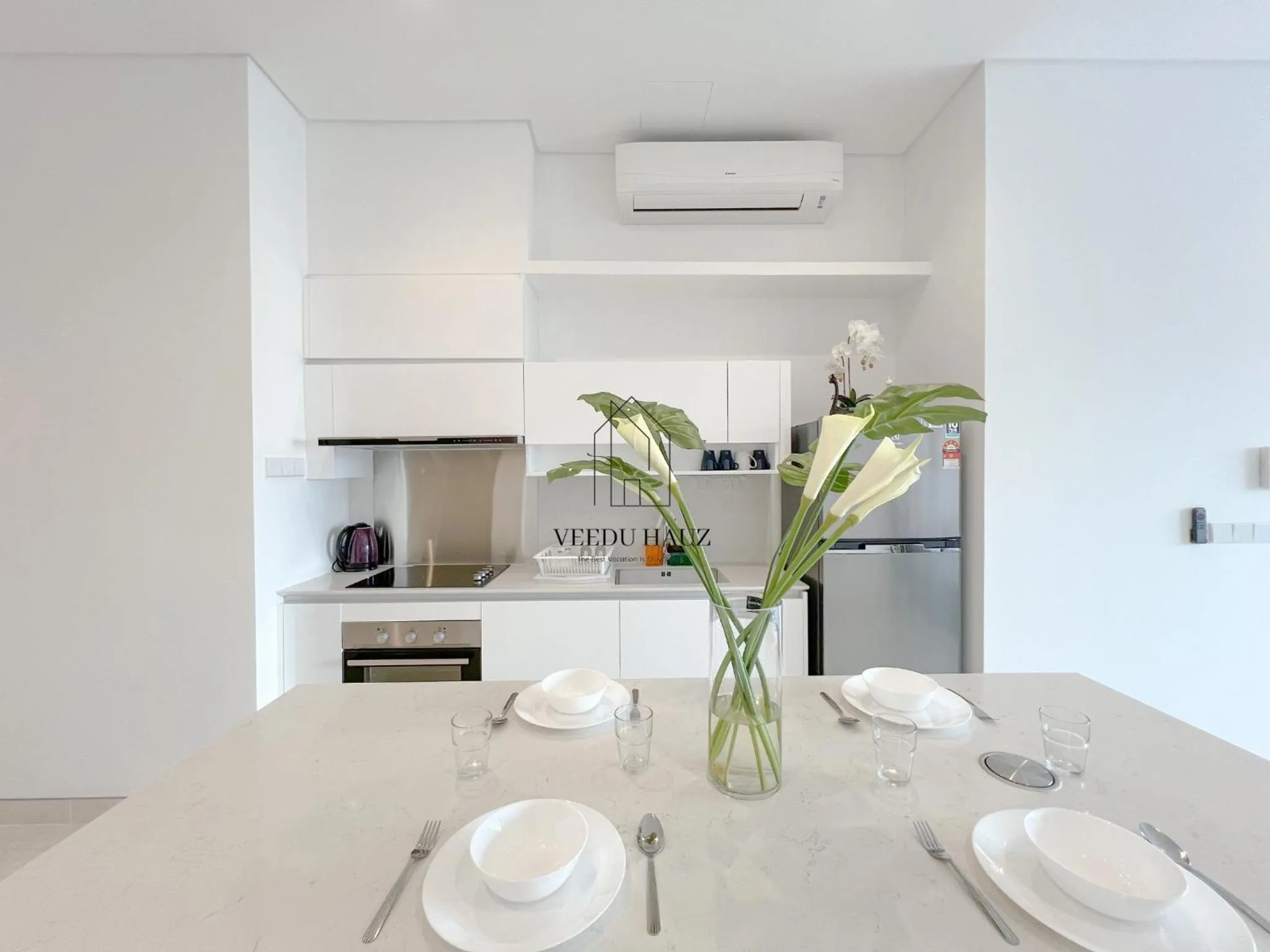 Kitchen or kitchenette in Lucentia Residences BBCC at Lalaport Kuala Lumpur by Veedu Hauz