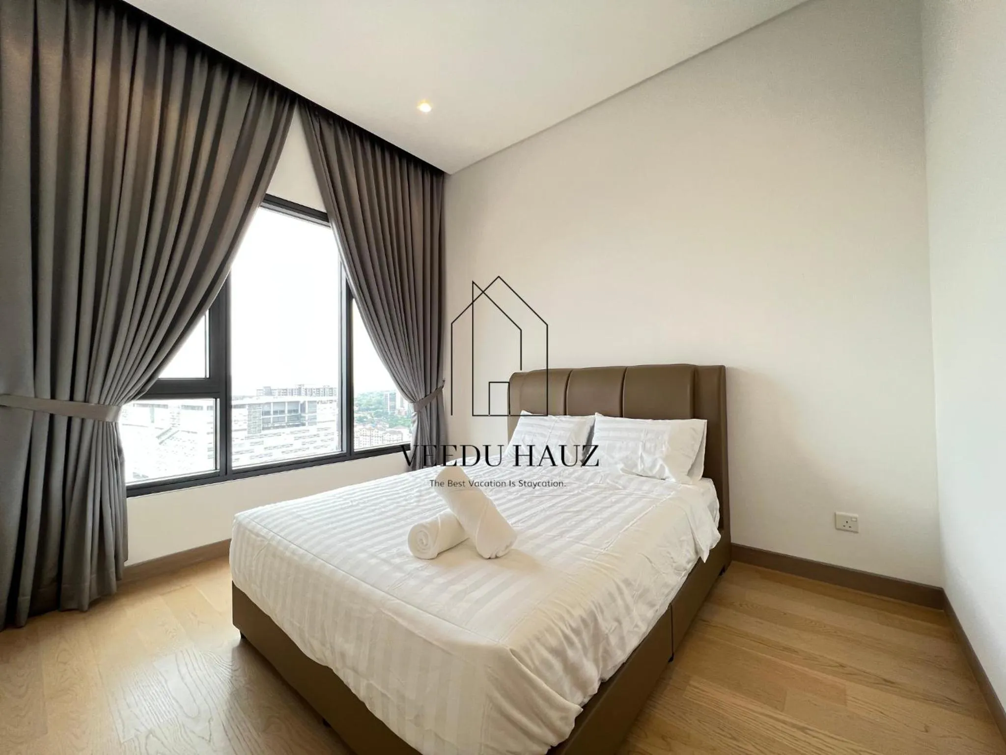Bed in Lucentia Residences BBCC at Lalaport Kuala Lumpur by Veedu Hauz