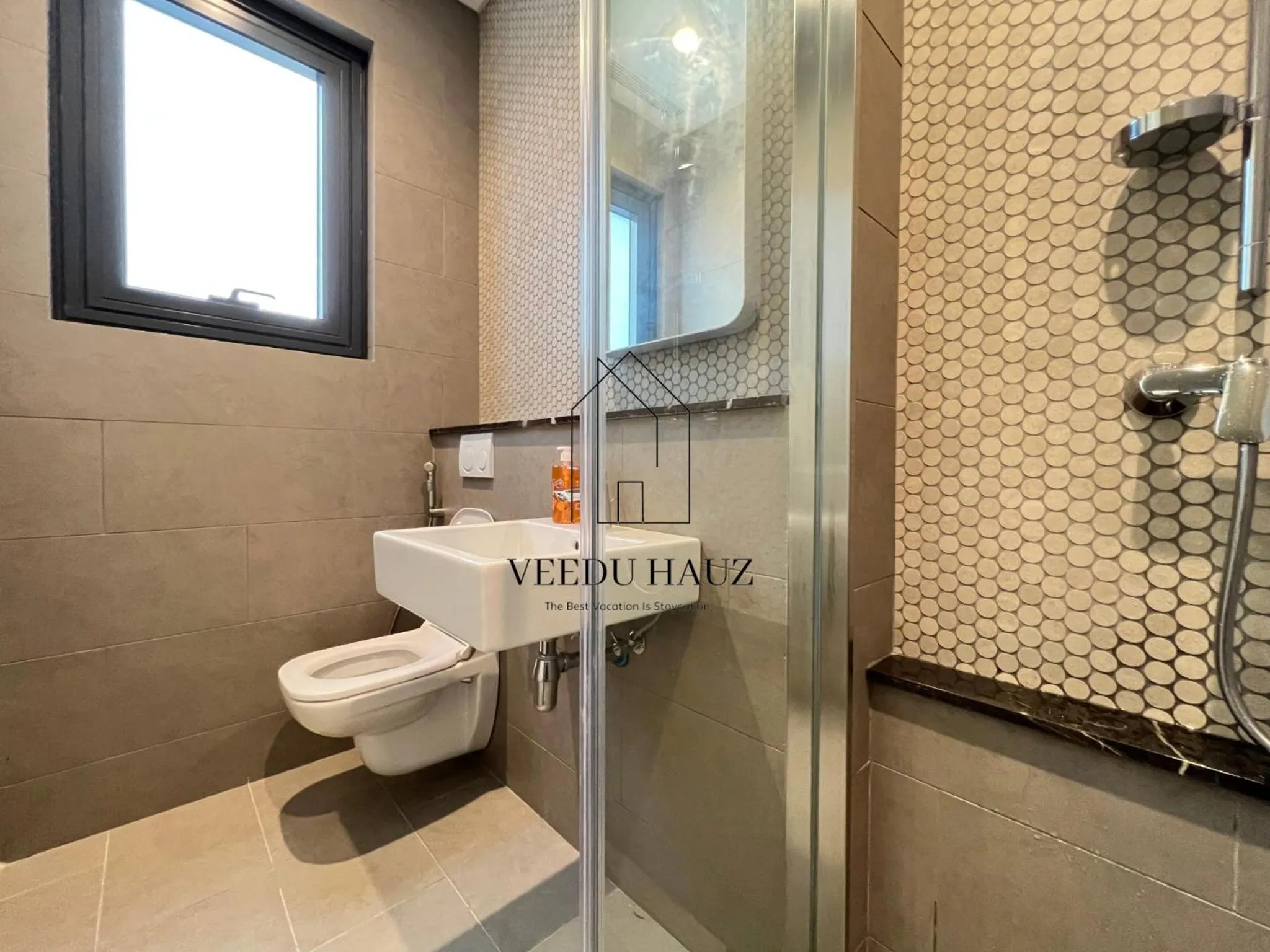 Shower in Lucentia Residences BBCC at Lalaport Kuala Lumpur by Veedu Hauz