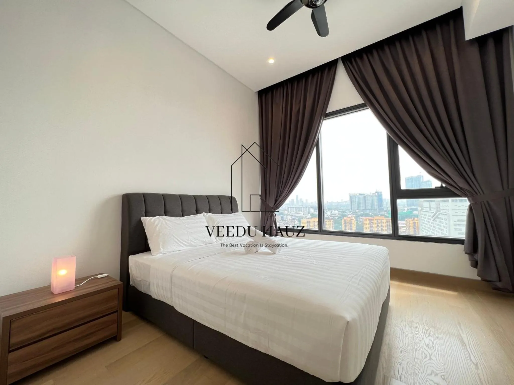 Bed in Lucentia Residences BBCC at Lalaport Kuala Lumpur by Veedu Hauz