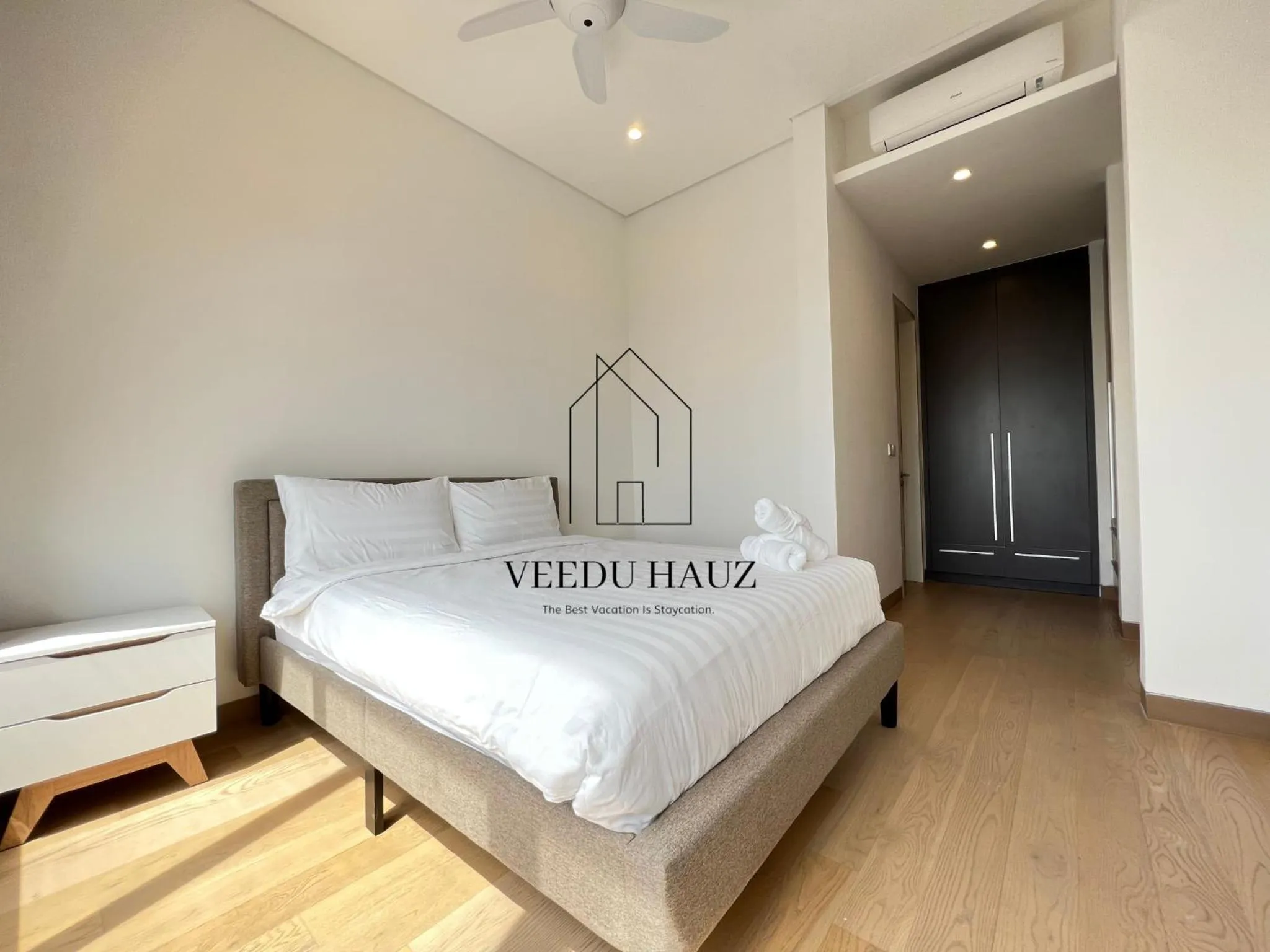 Bed in Lucentia Residences BBCC at Lalaport Kuala Lumpur by Veedu Hauz