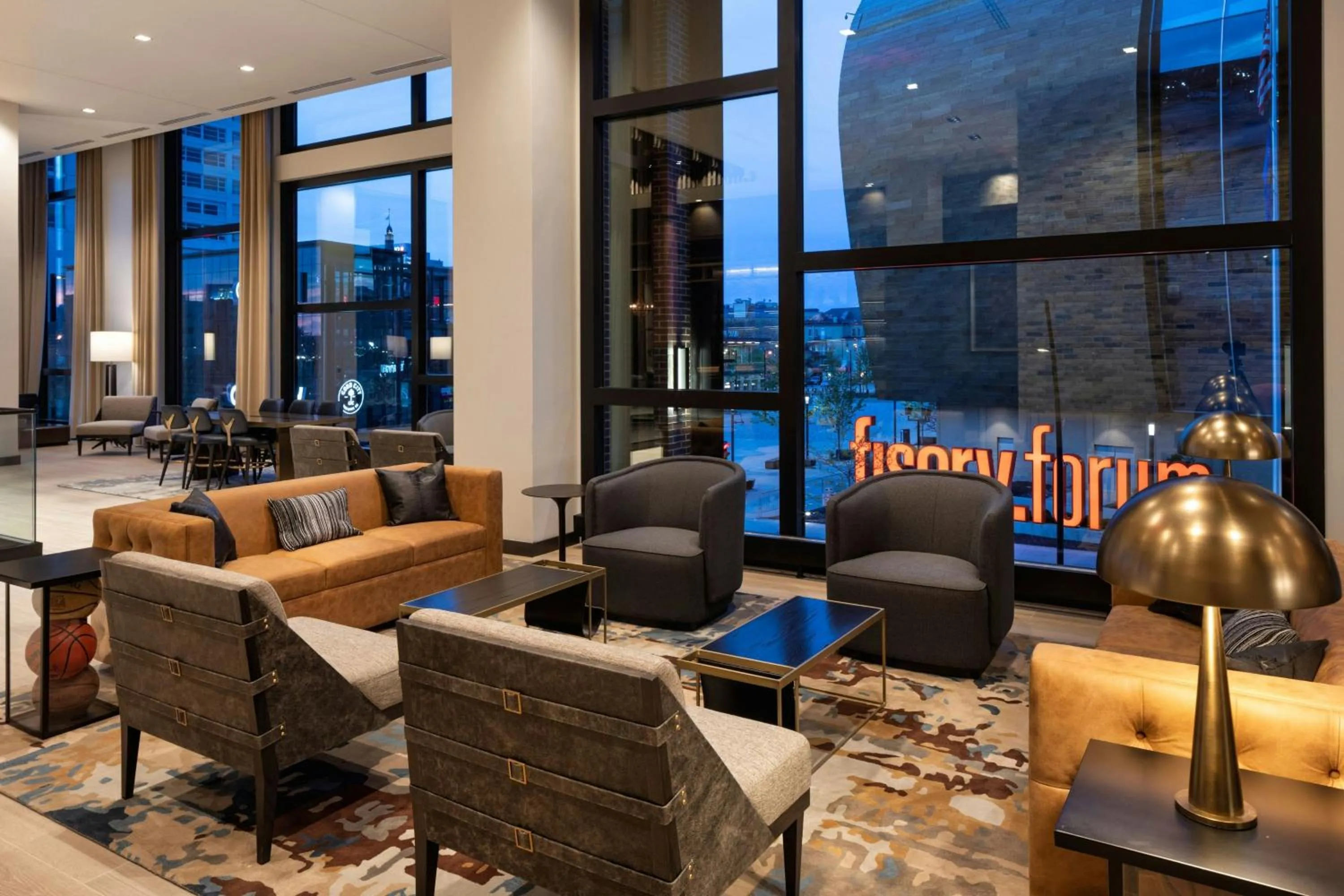 Restaurant/places to eat in The Trade, Autograph Collection