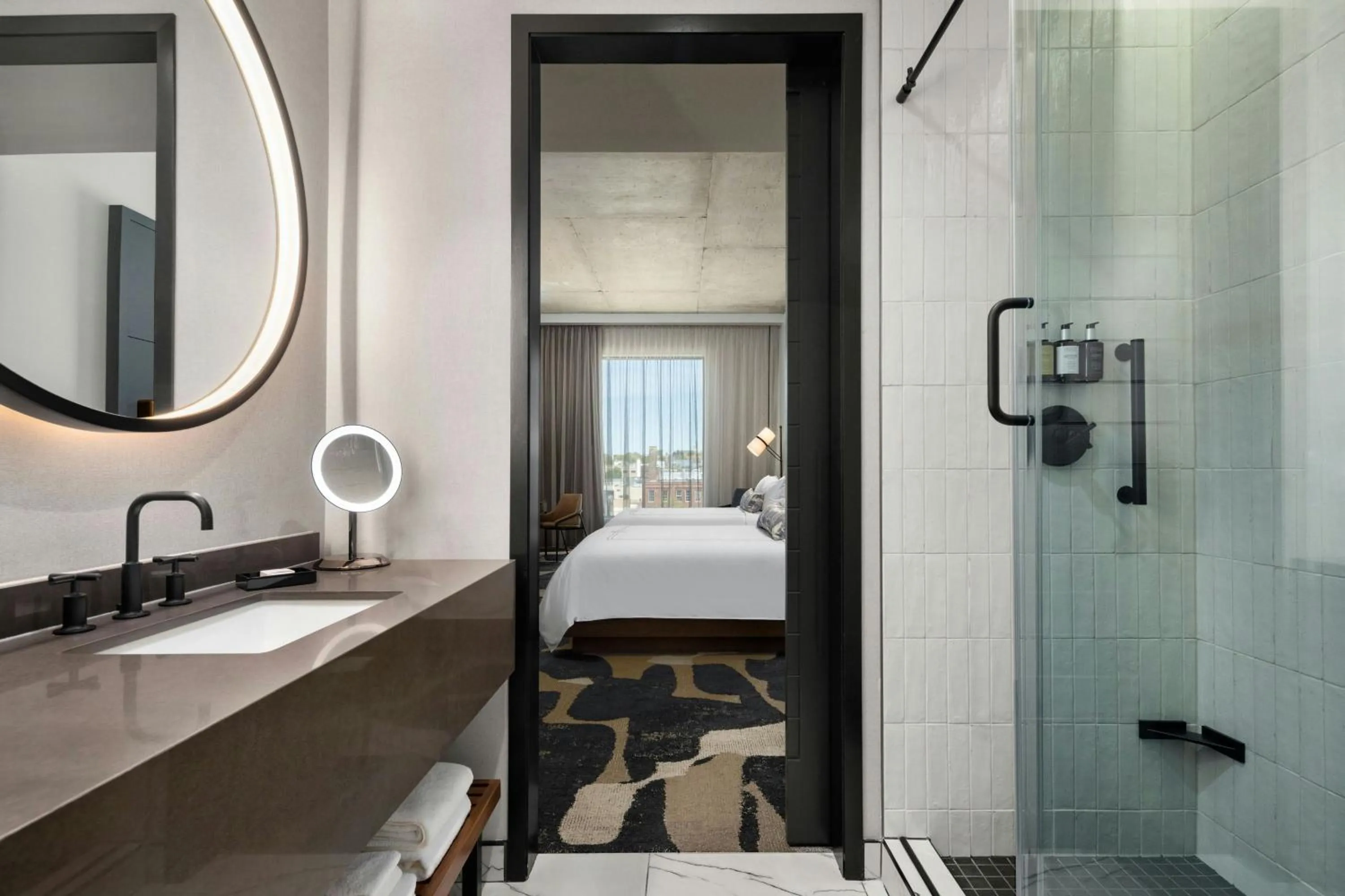 Photo of the whole room, Bed in The Trade, Autograph Collection