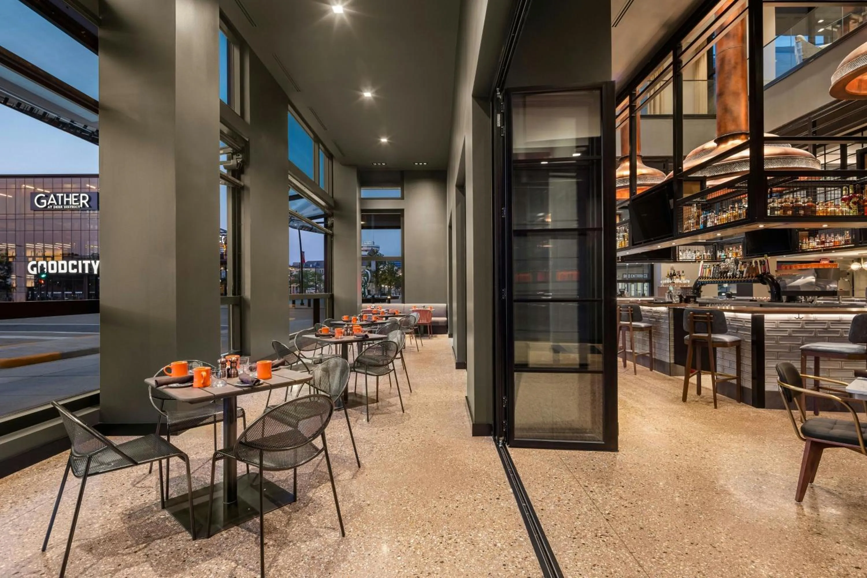 Restaurant/places to eat in The Trade, Autograph Collection