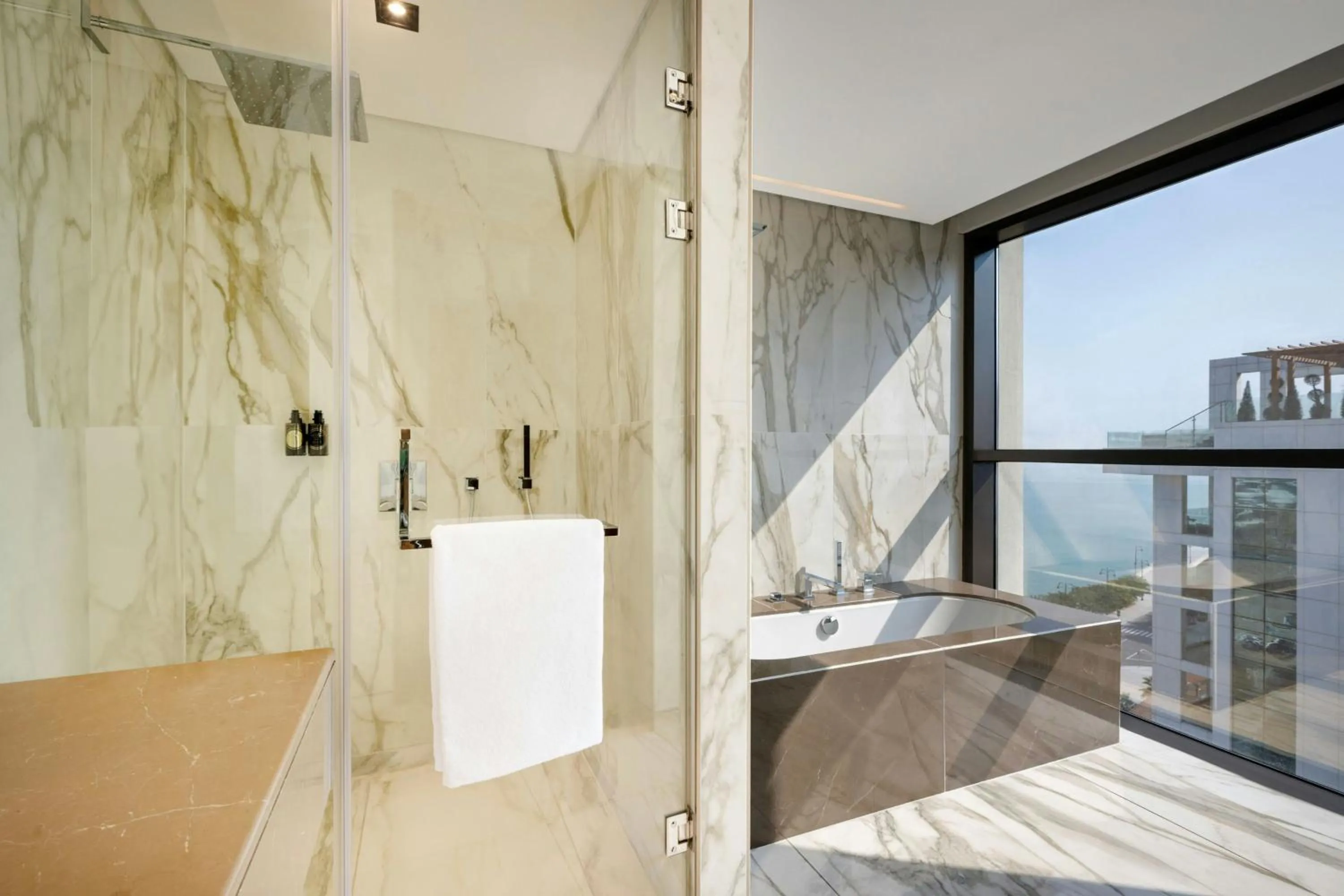 Bathroom in Agora, Doha, Autograph Collection