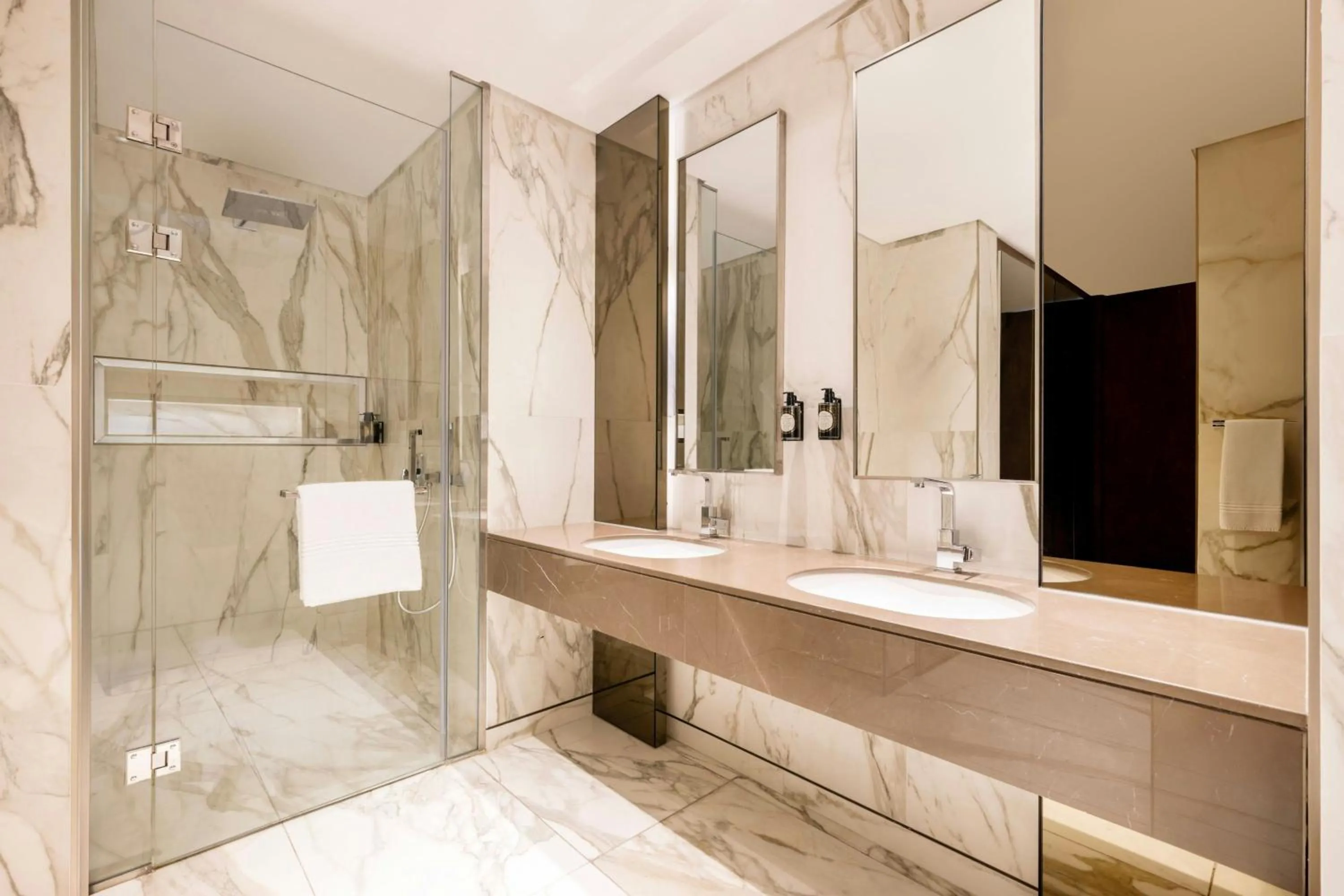 Bathroom in Agora, Doha, Autograph Collection