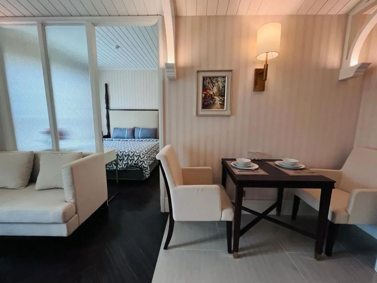 One-Bedroom Apartment in FLORIDA GARDEN PATTAYA One-Bedroom Apartment in FLORIDA GARDEN PATTAYA