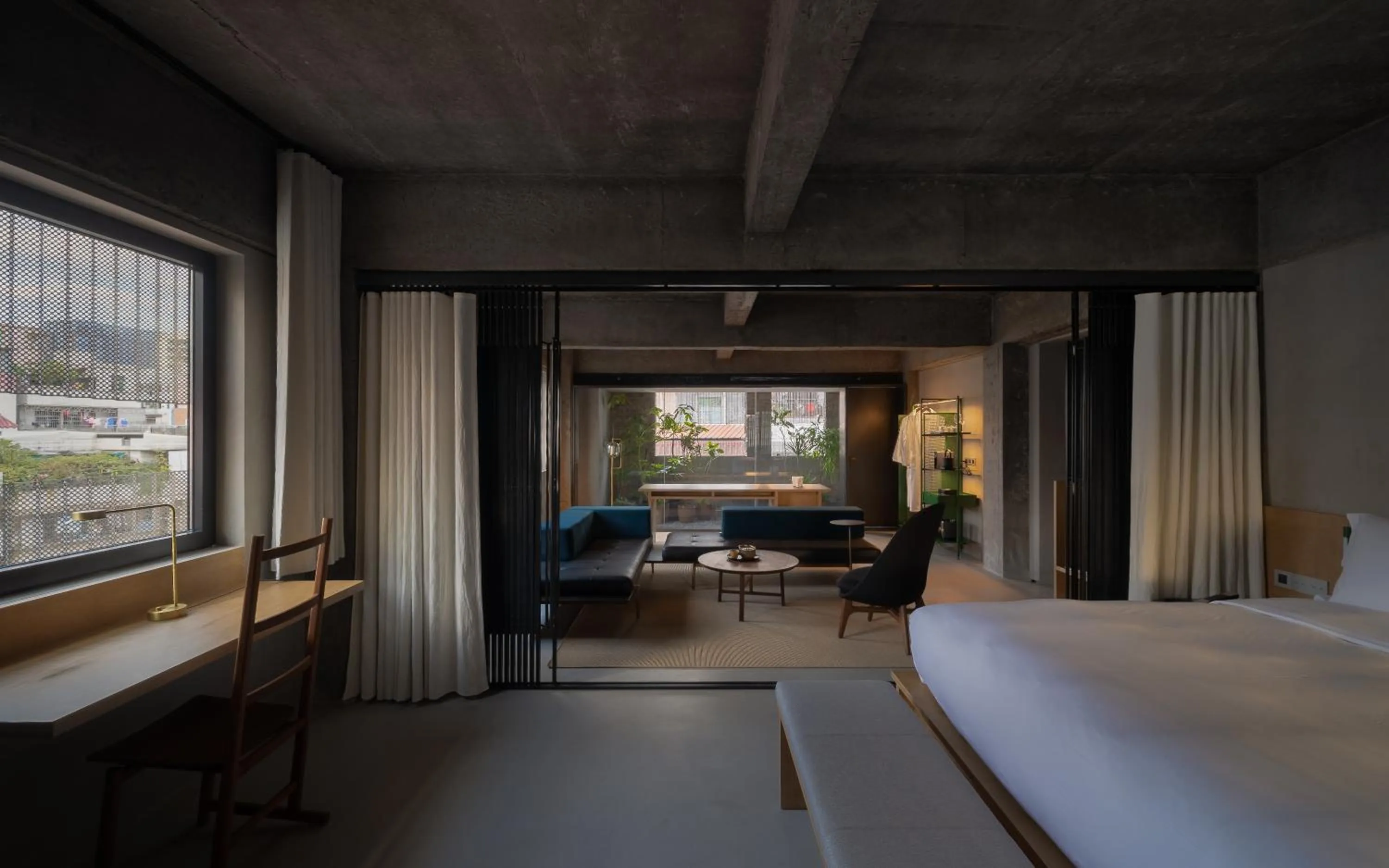 Photo of the whole room, Bed in Jiangnan House Nantou