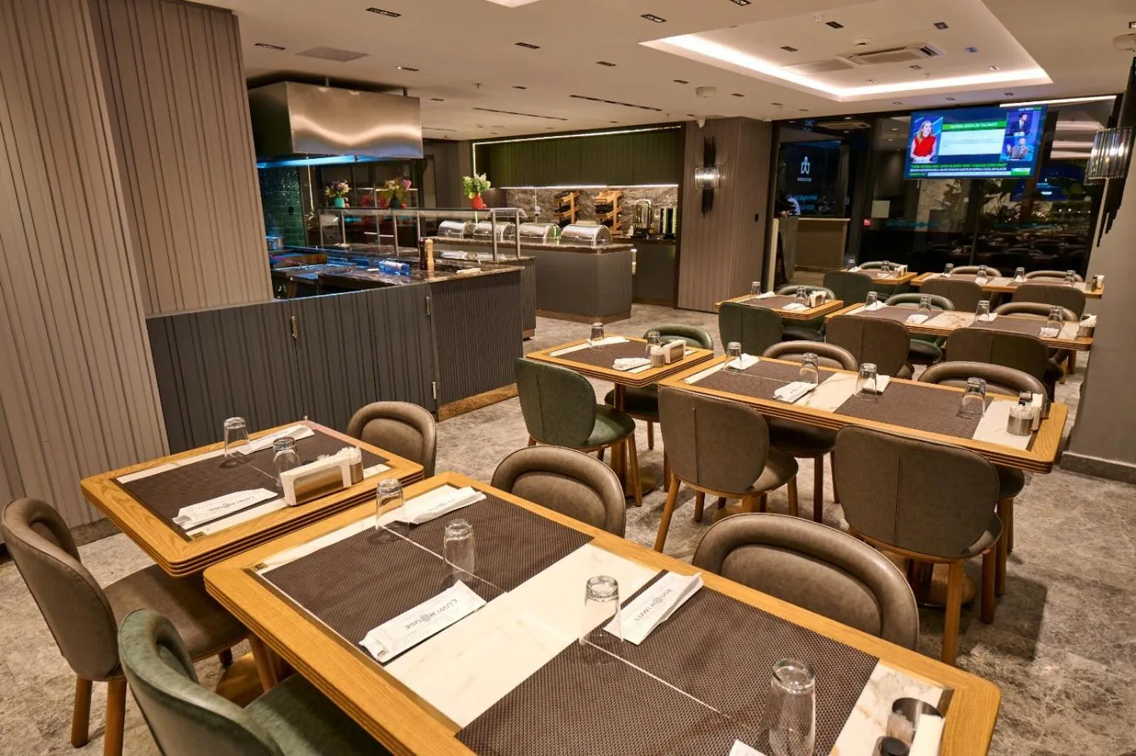 Restaurant/places to eat in Livinton İstanbul Ataşehir