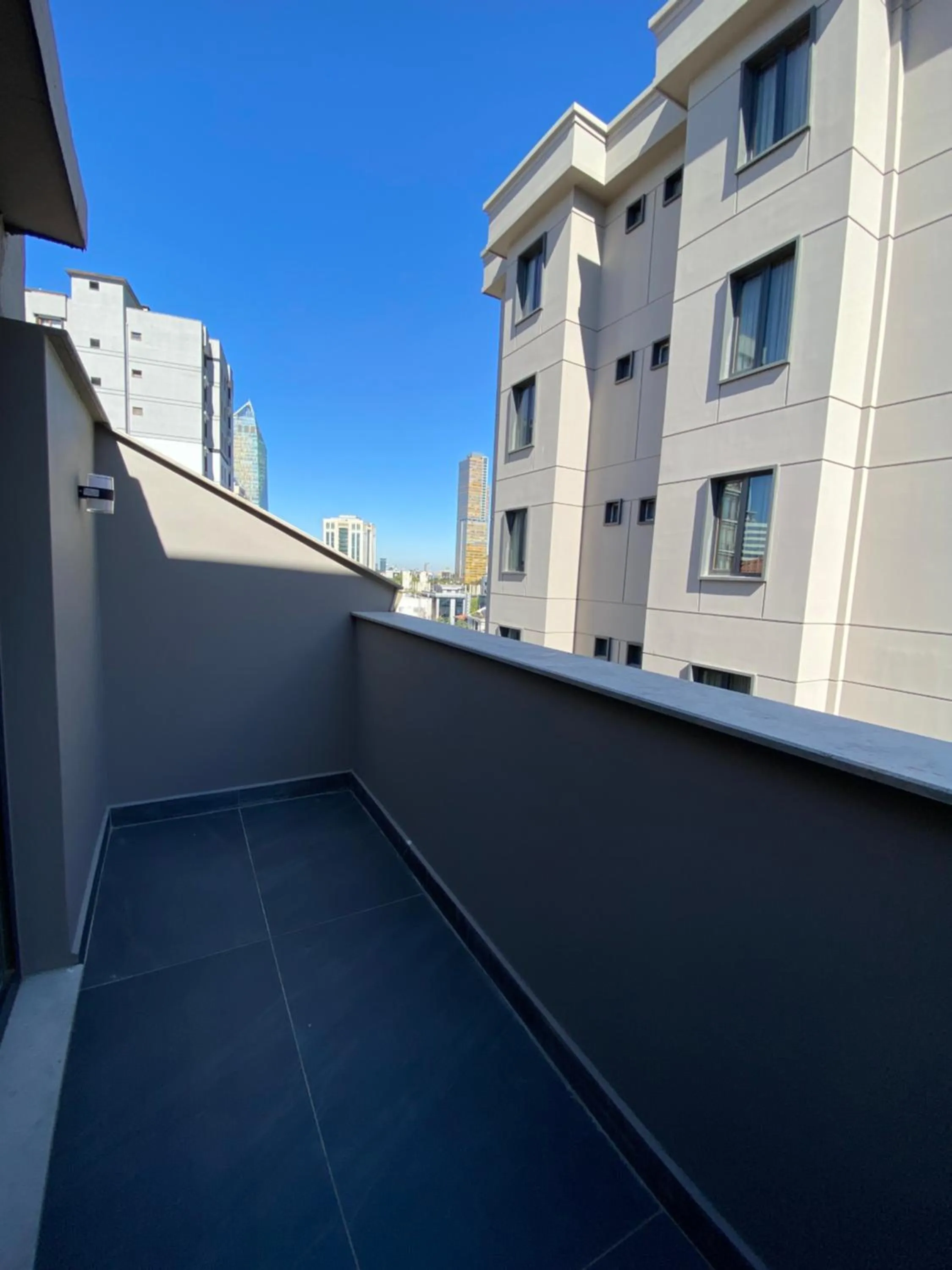 Day in Livinton İstanbul Ataşehir