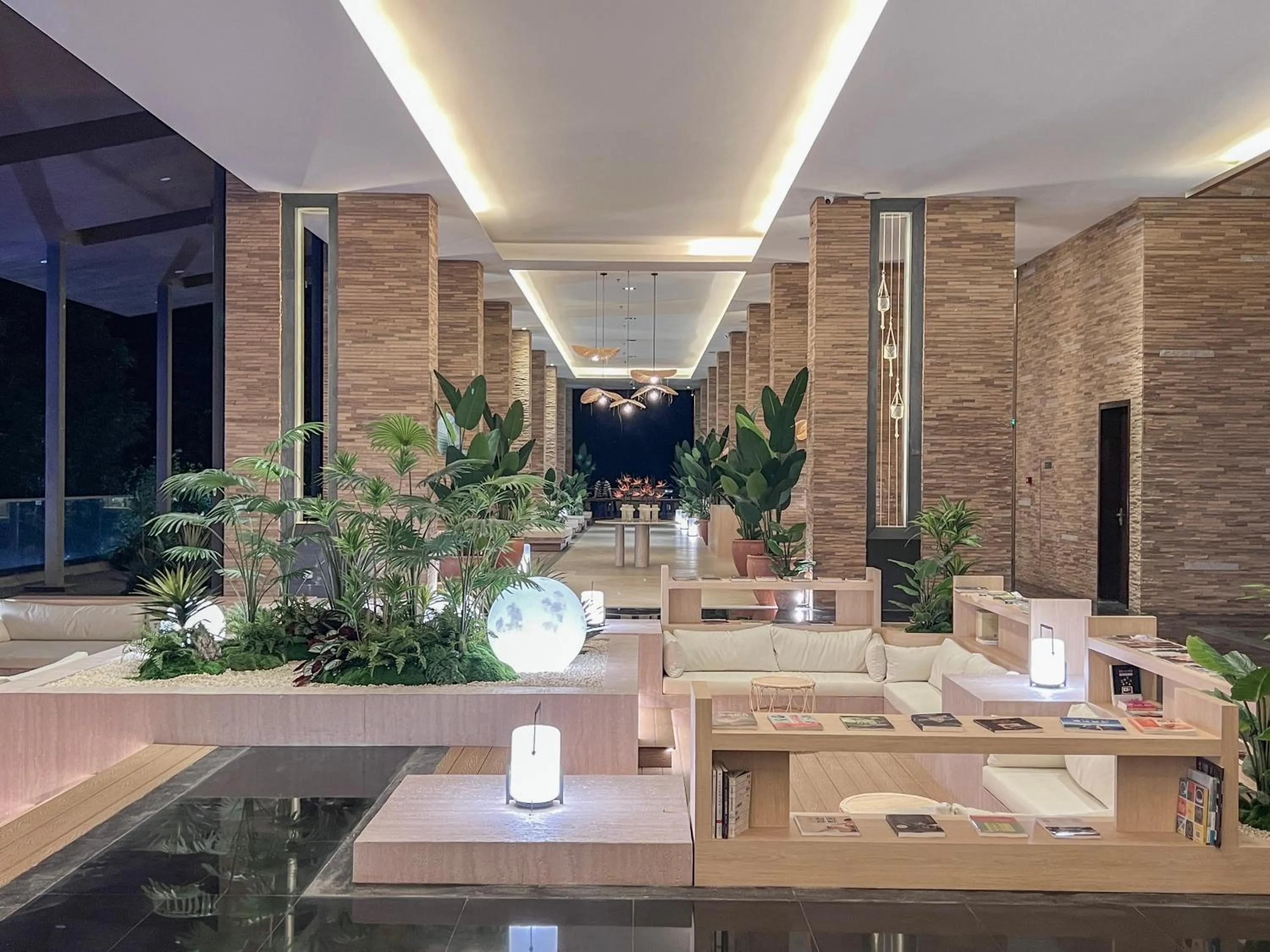 Lobby or reception in The Yun Collection Sanya