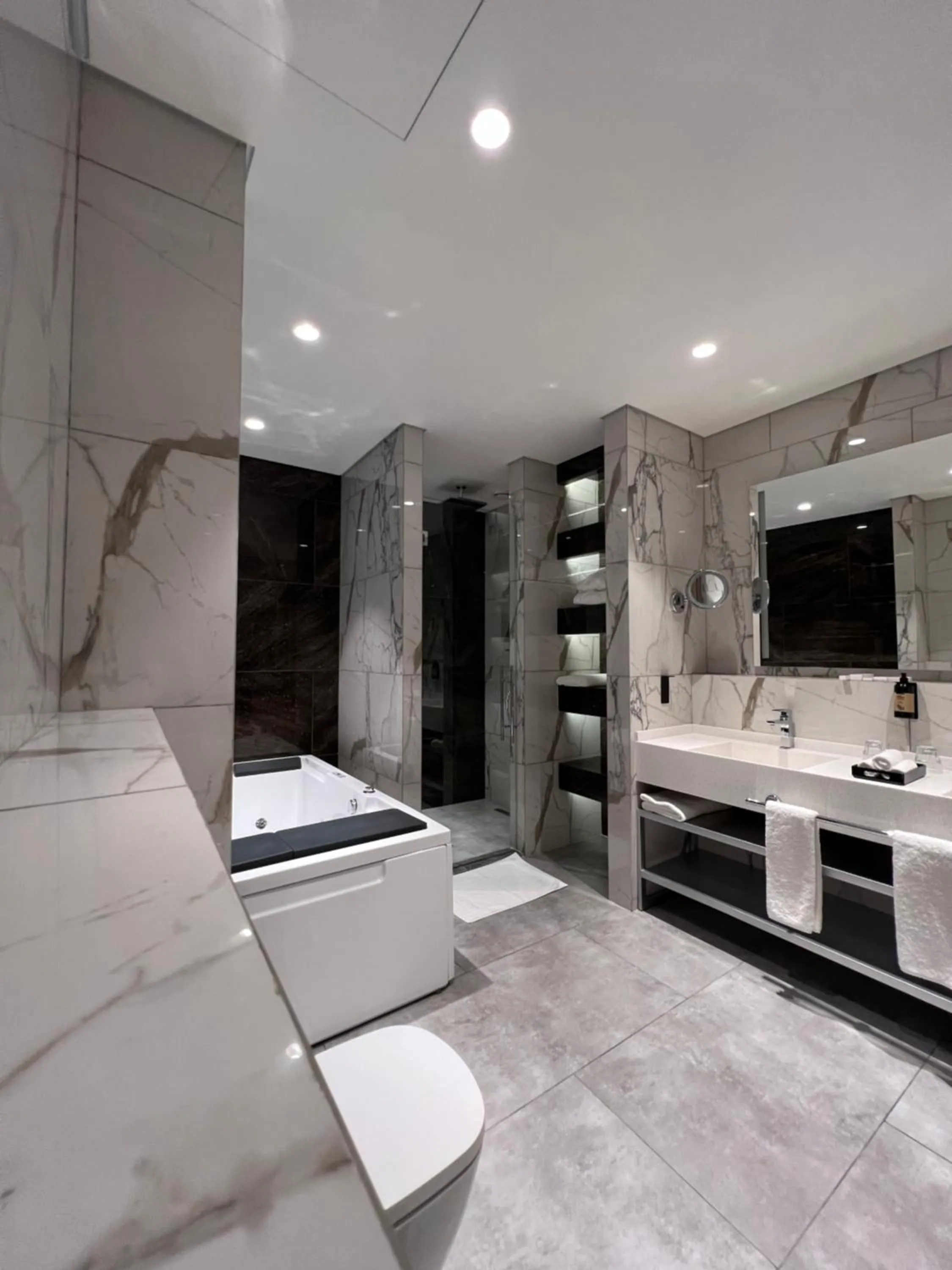 Toilet in Wyndham Garden Baku