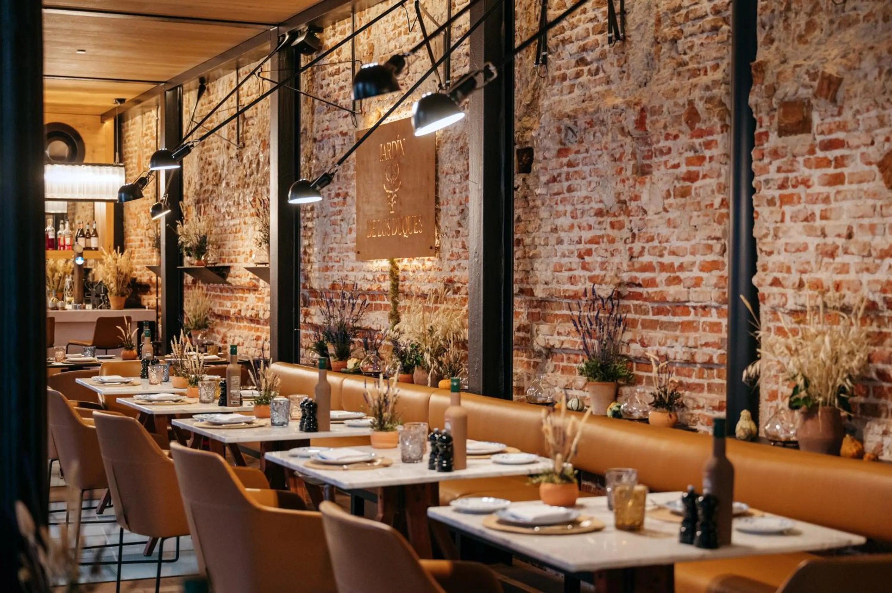 Restaurant/places to eat in Palacio de los Duques Gran Meliá - The Leading Hotels of the World