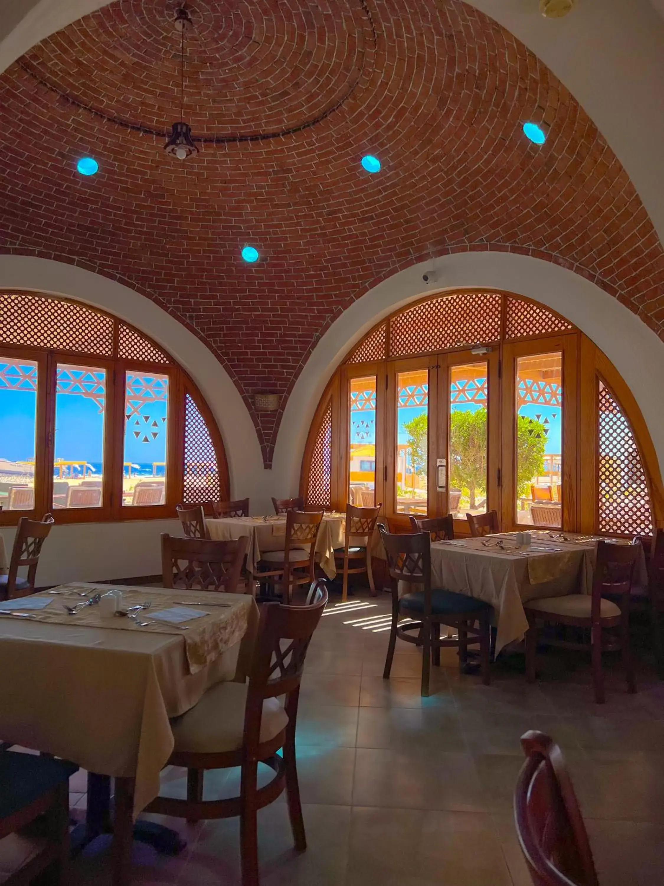 Restaurant/places to eat in Beach safari nubian resort Restaurant/places to eat in Beach safari nubian resort