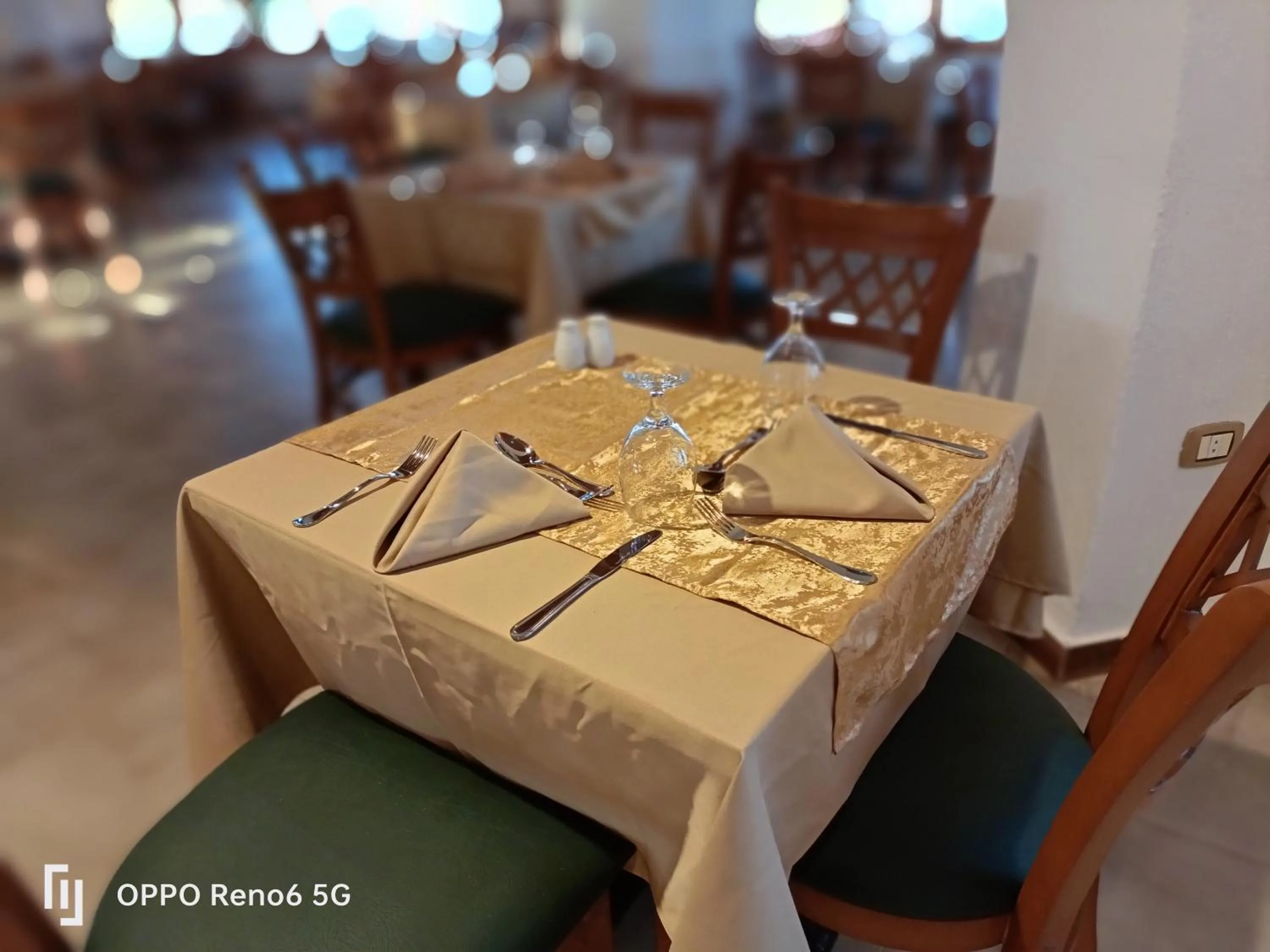 Restaurant/places to eat in Beach safari nubian resort