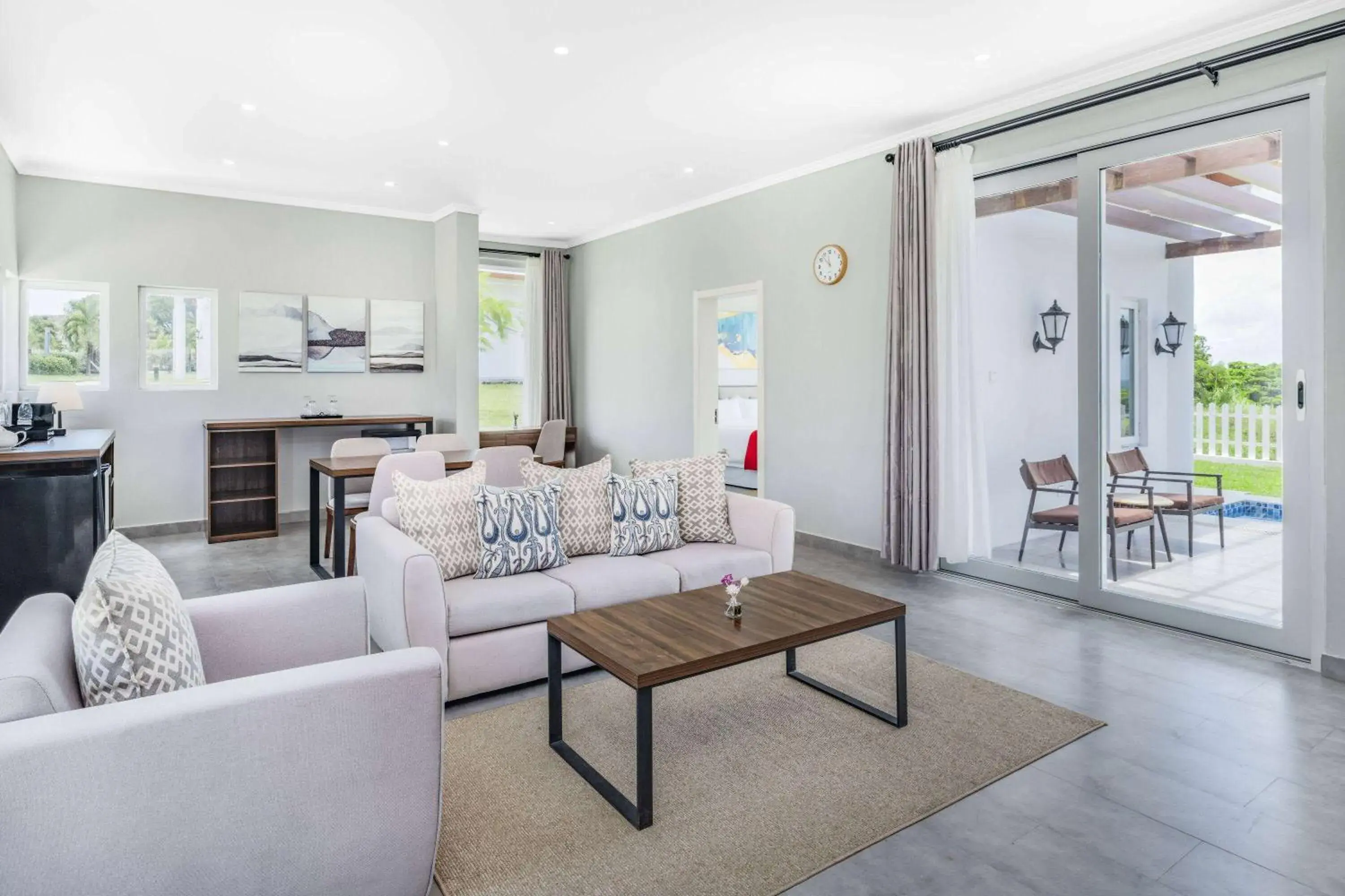 Swim-Up Villa with Two Queen Beds and Ocean View - Non-Smoking in Ramada by Wyndham St Kitts Resort Swim-Up Villa with Two Queen Beds and Ocean View - Non-Smoking in Ramada by Wyndham St Kitts Resort