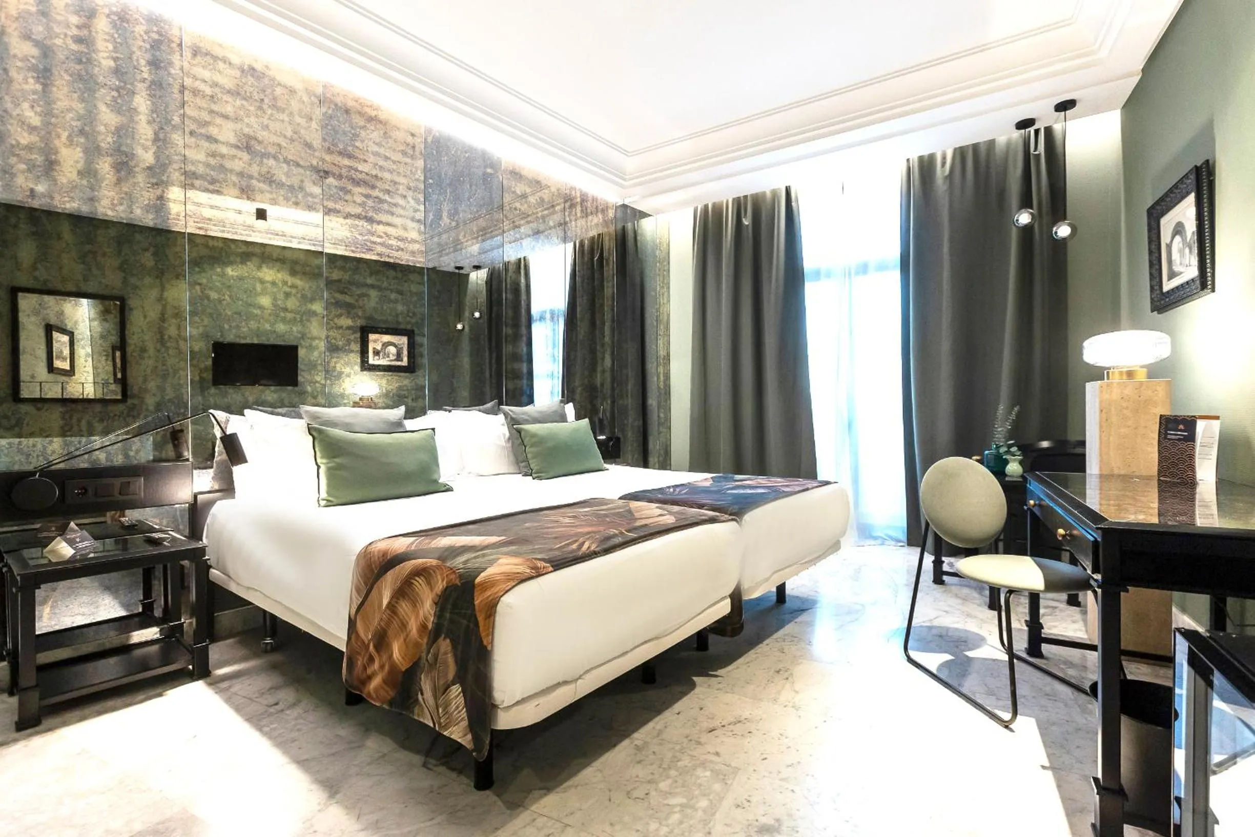 Photo of the whole room, Bed in AZZ Mérida Medea Hotel