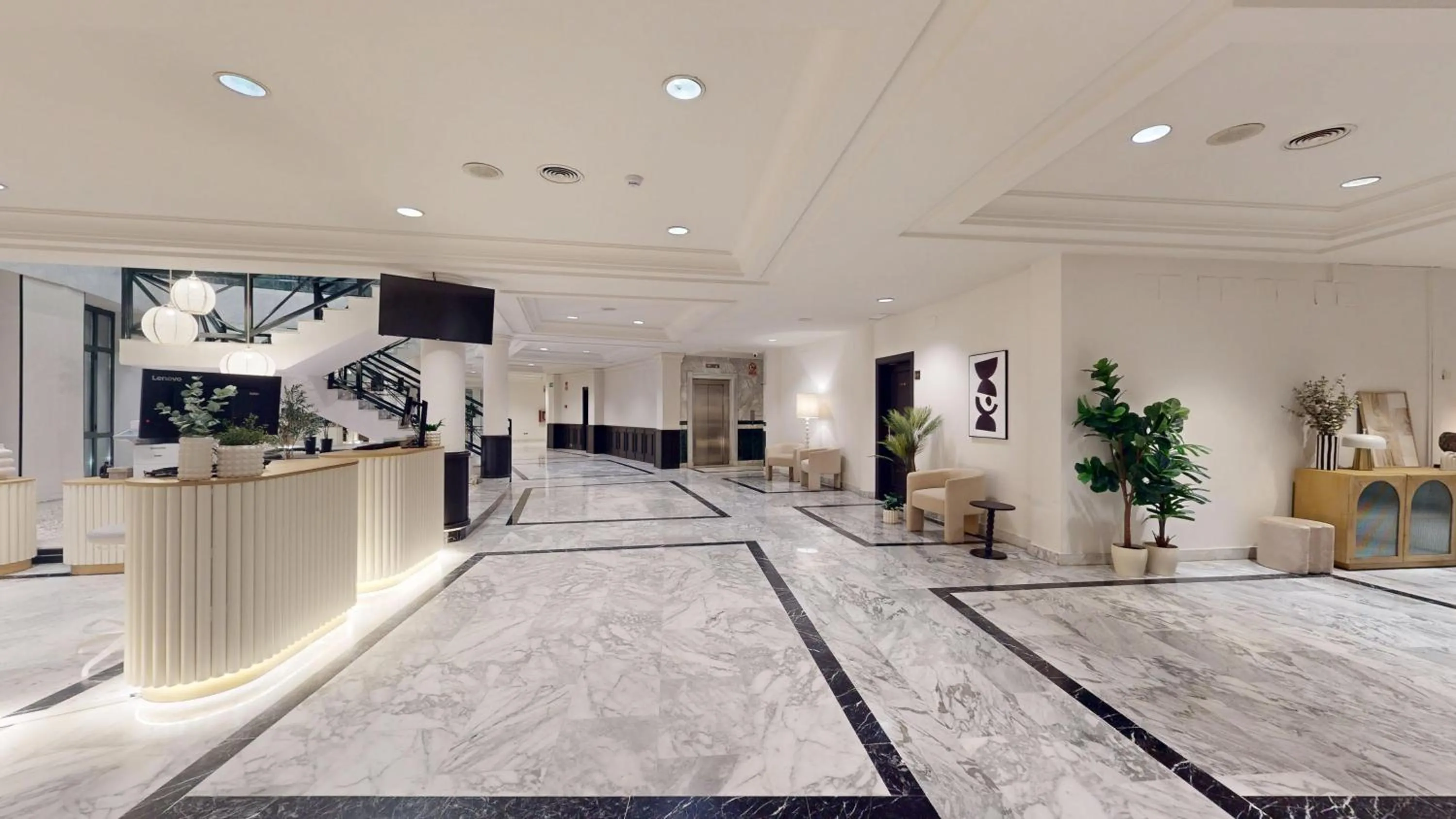 Lobby or reception in AZZ Mérida Medea Hotel