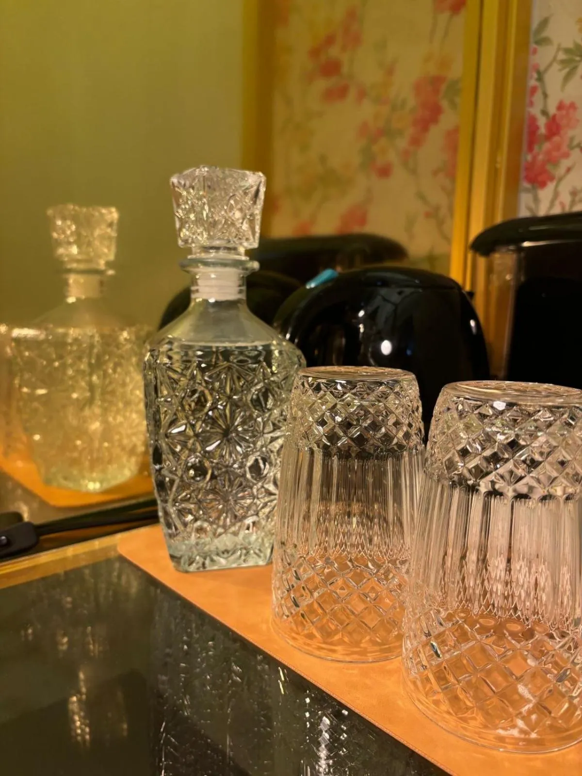 room service in Abalú Design Boutique Hotel Gran Via