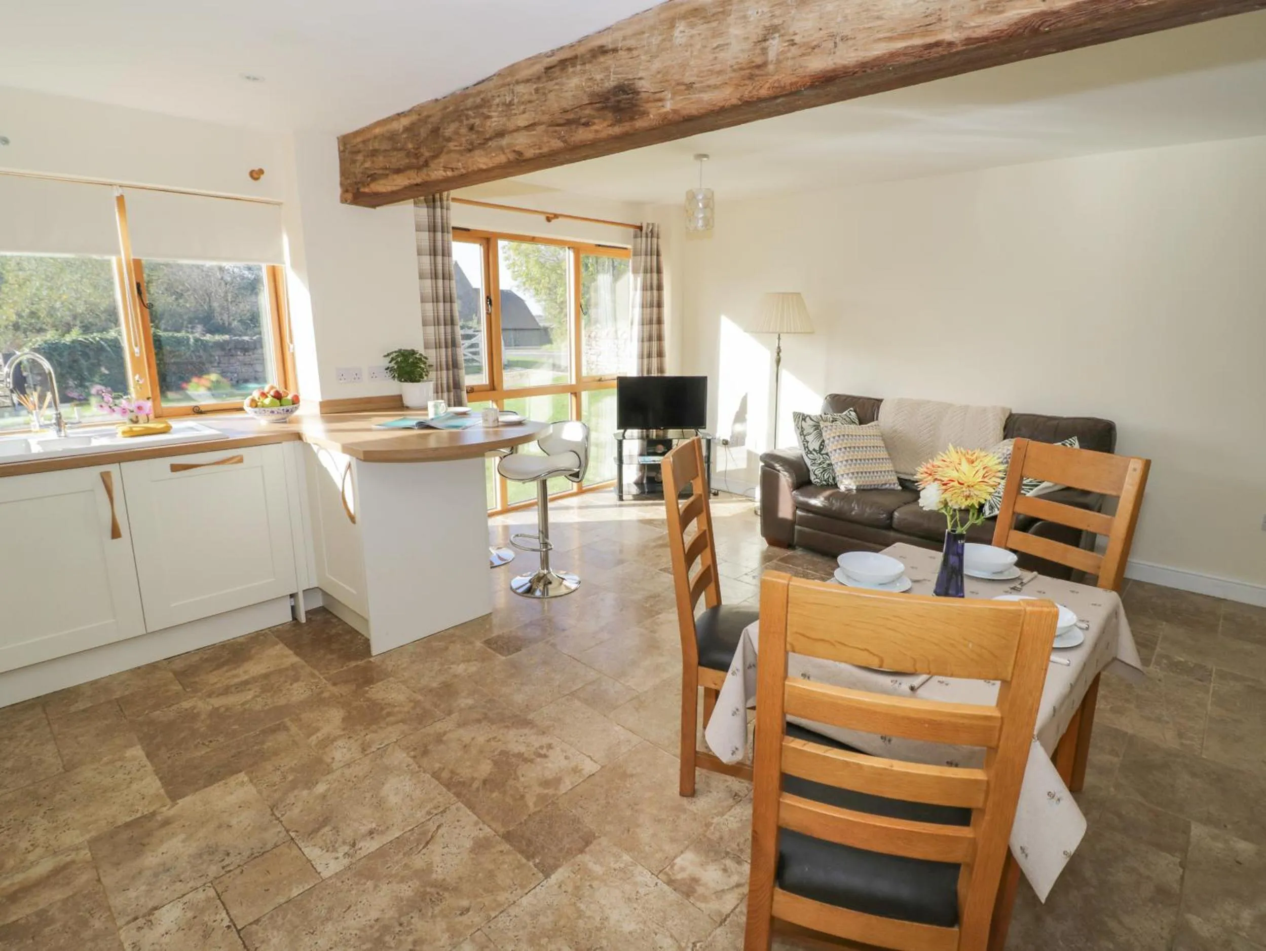 Property building in Granary Cottage