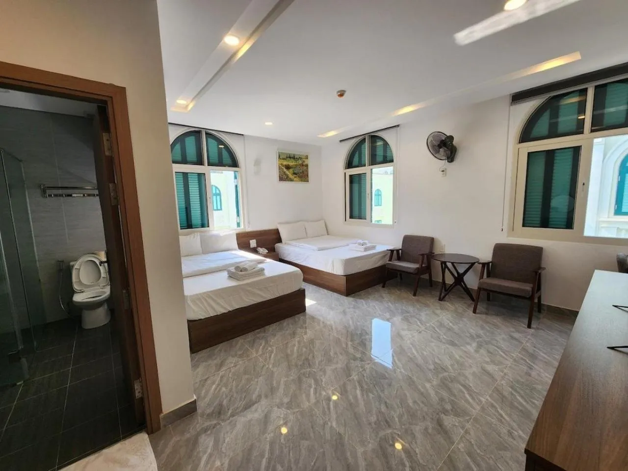 Photo of the whole room, Bed in Kalia Hotel