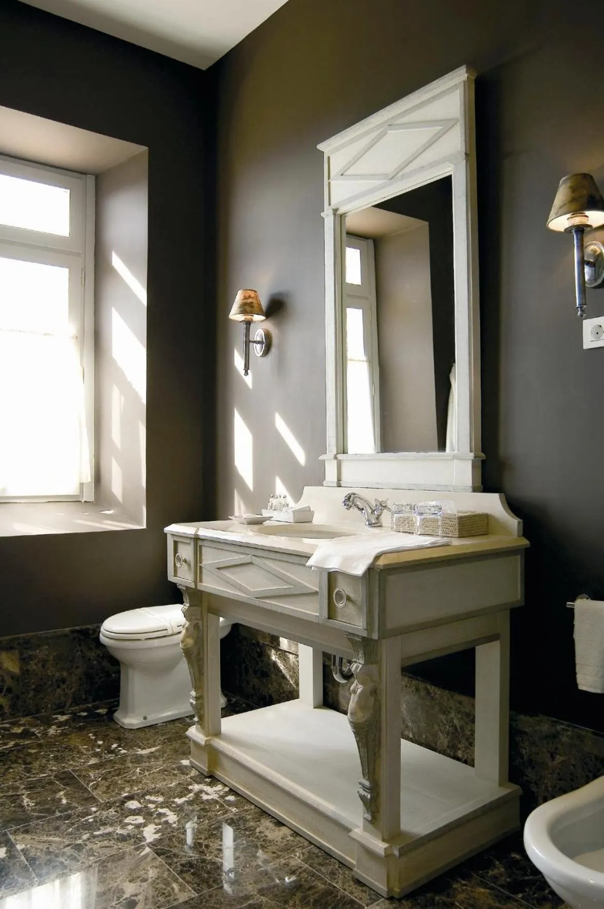 Bathroom in Hotel Palacio Urgoiti