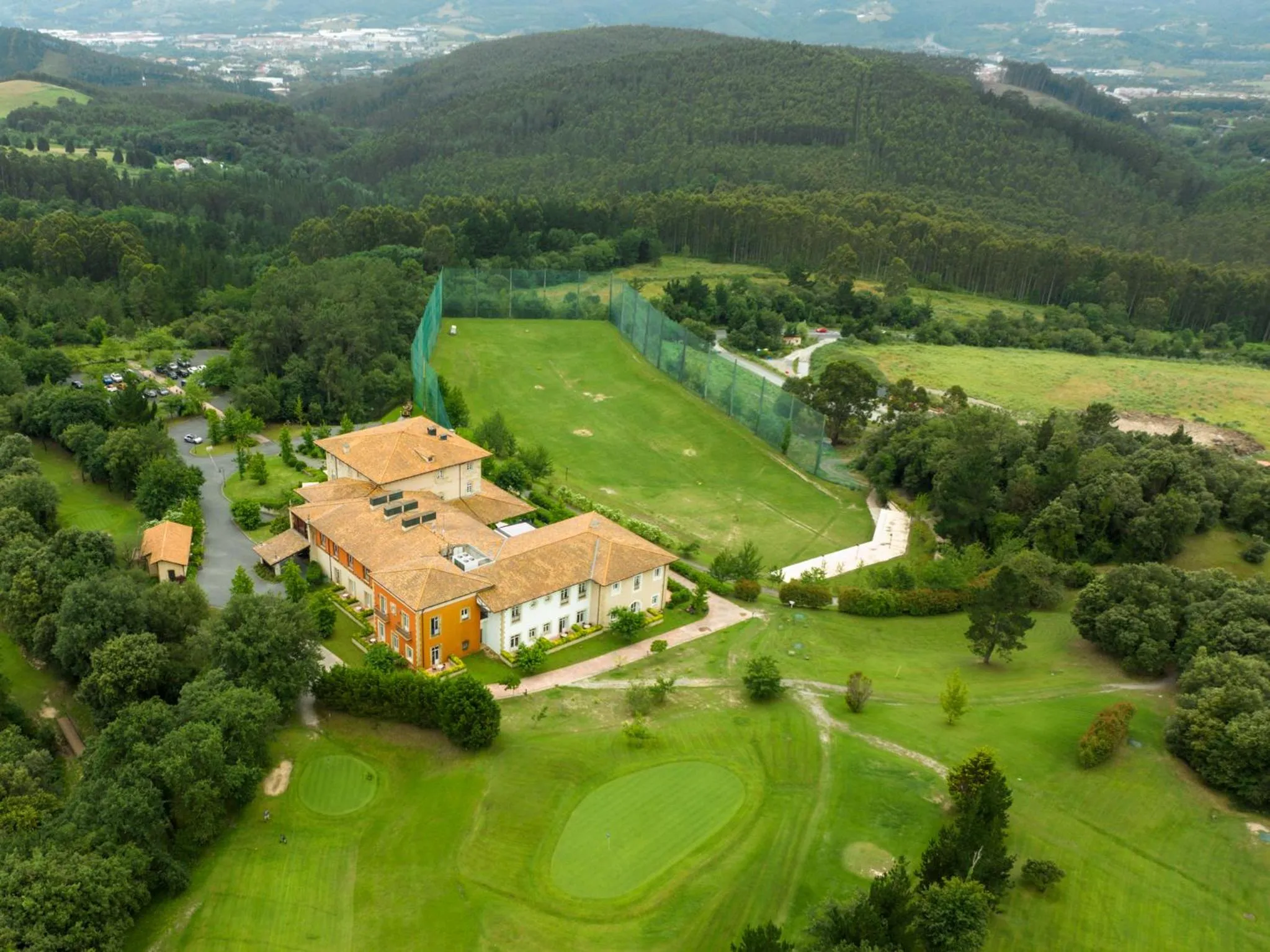 Golfcourse in Hotel Palacio Urgoiti
