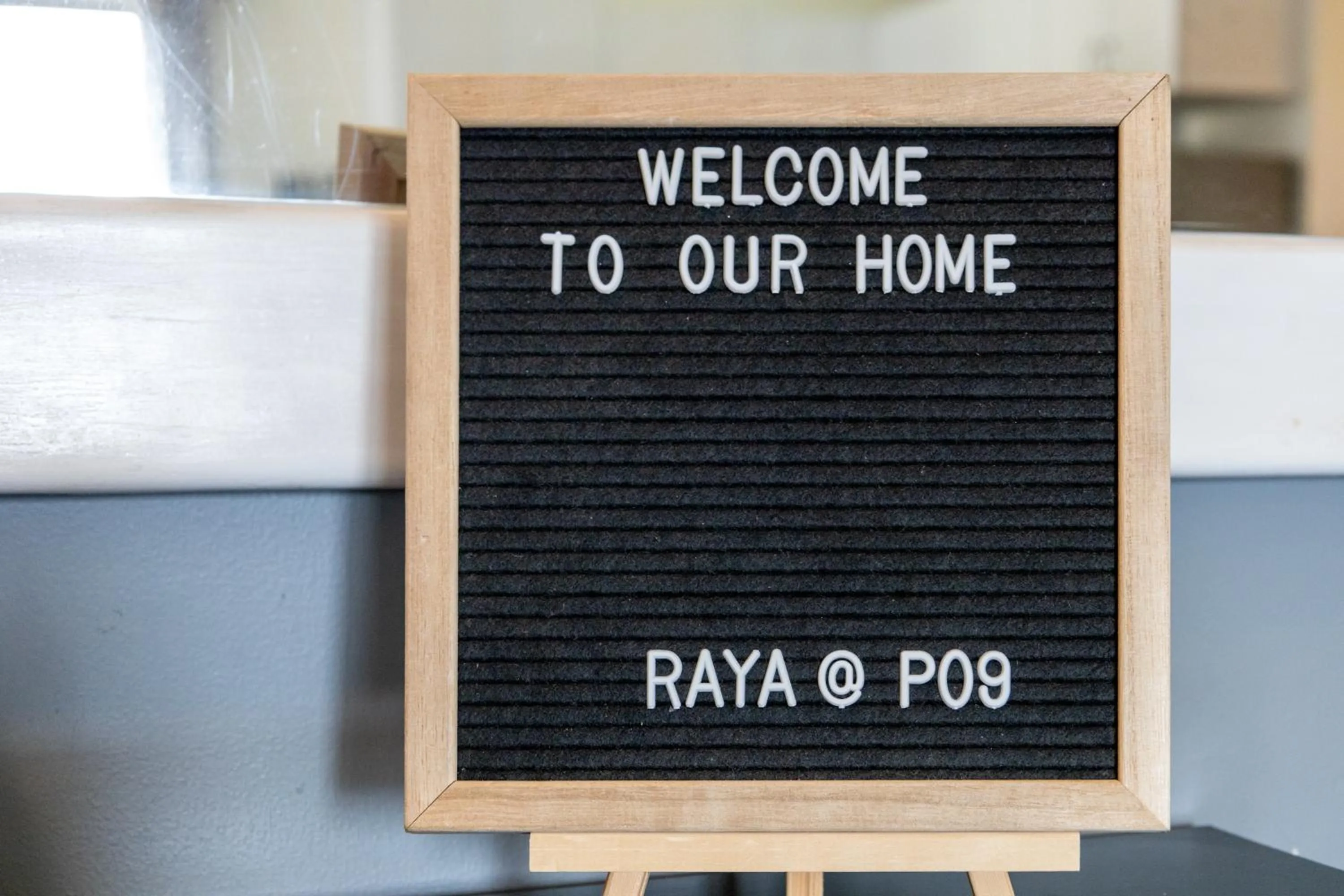 hair dresser in Spacious Penthouse Near NAIA with 24-7 Convenience