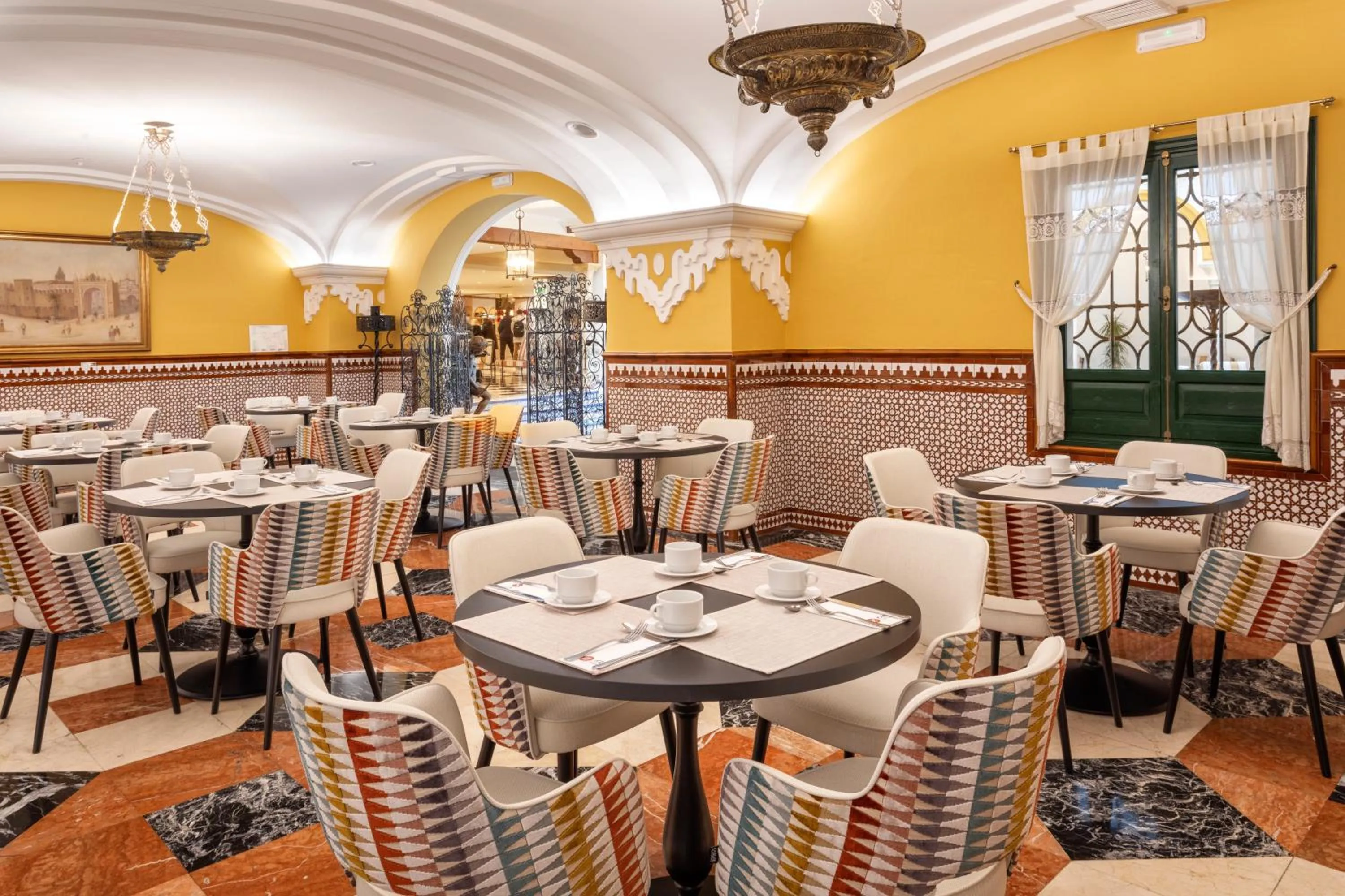 Breakfast in Exe Sevilla Macarena