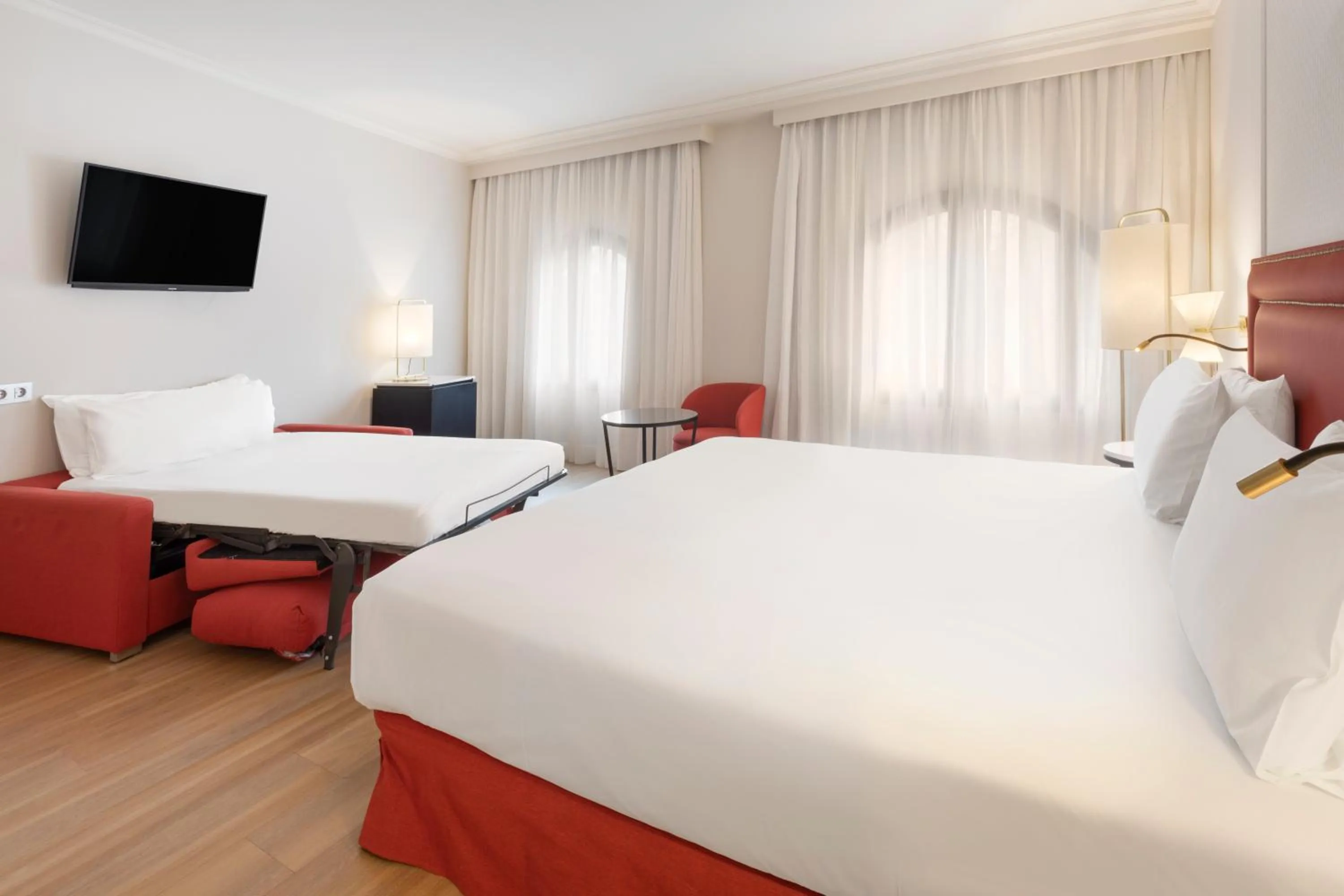 Bedroom, Bed in Exe Sevilla Macarena