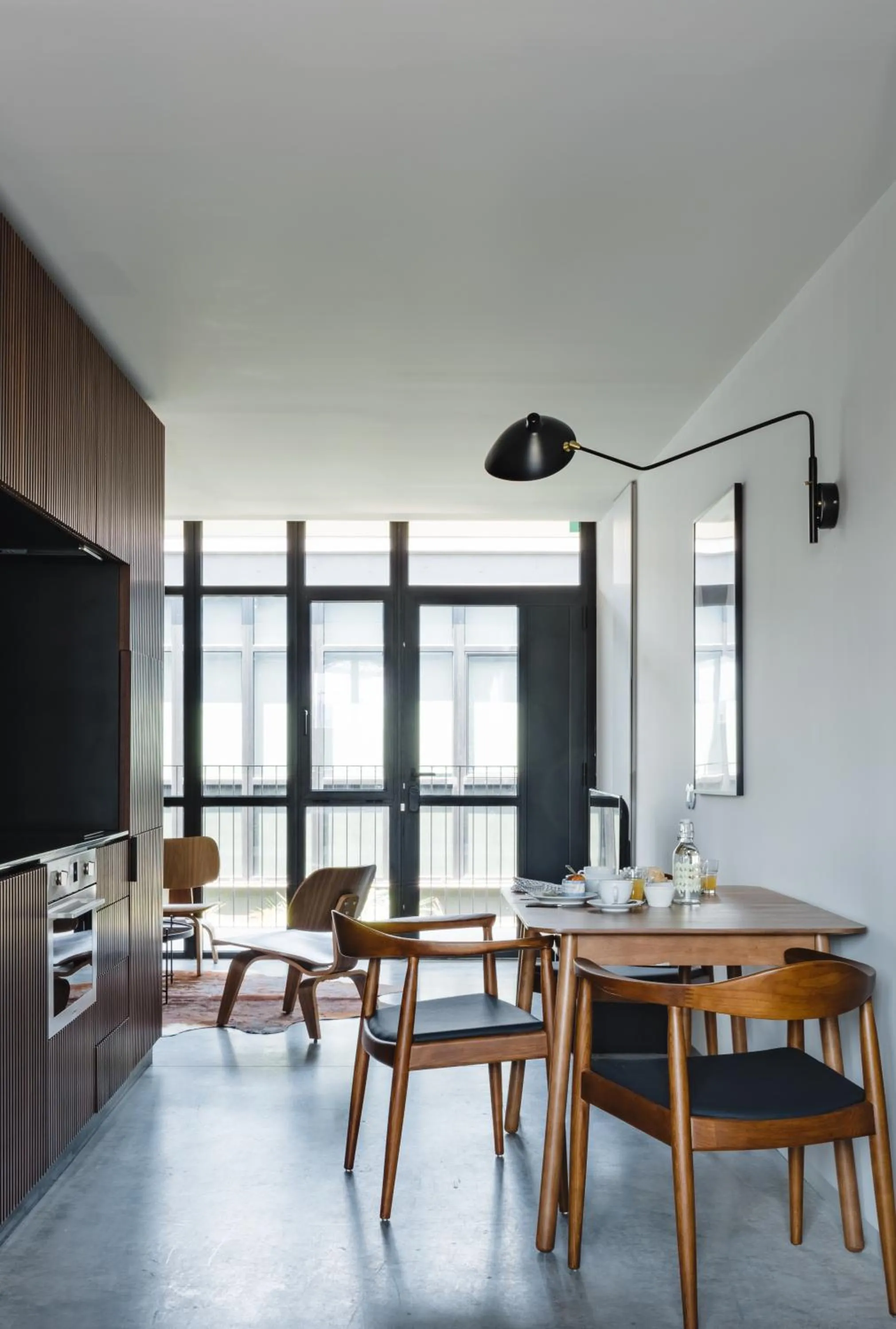 Communal lounge/ TV room in Lisbon Five Stars Alcântara Lofts