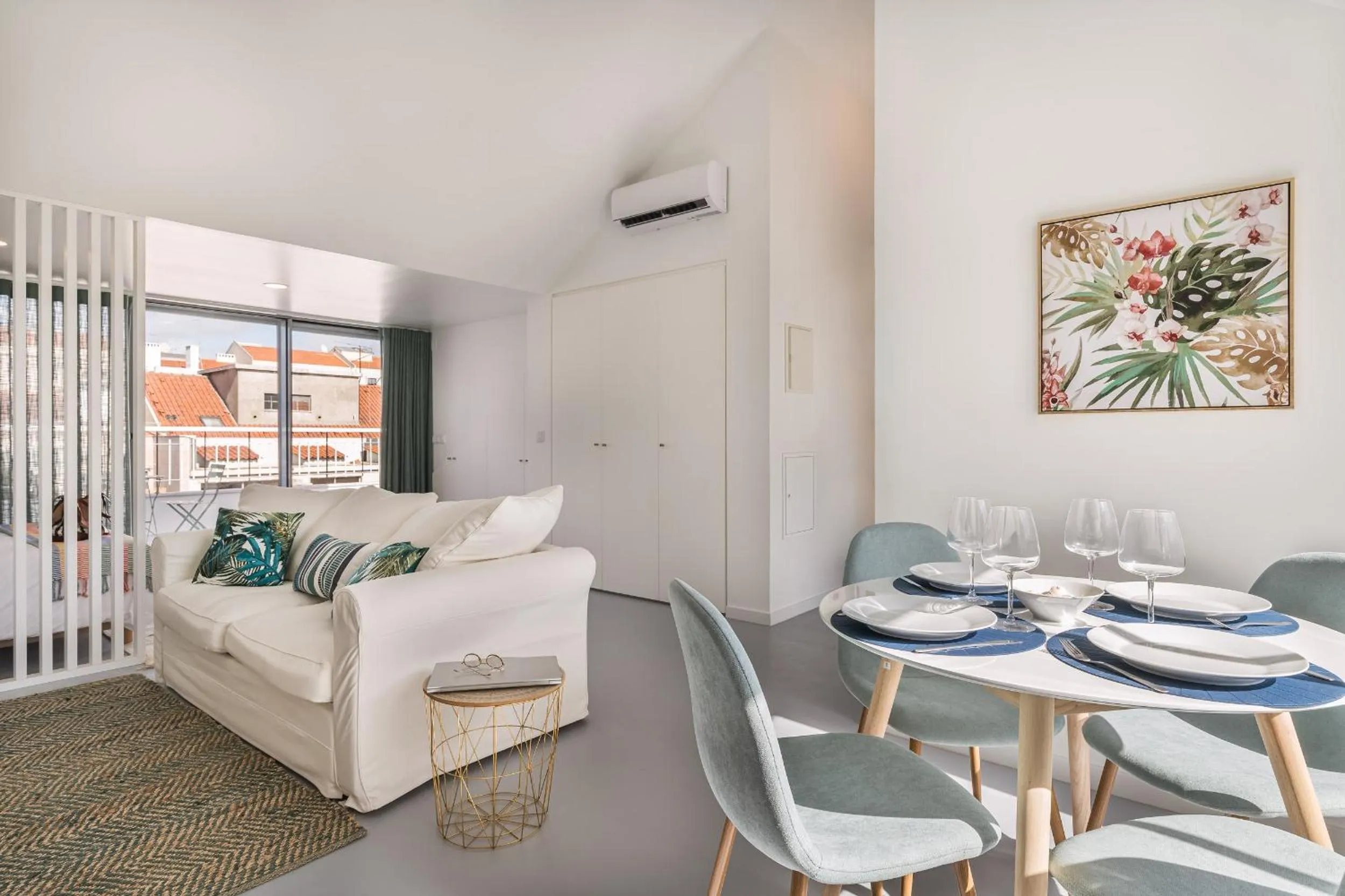 Living room in Succeed Campo Pequeno Apartments