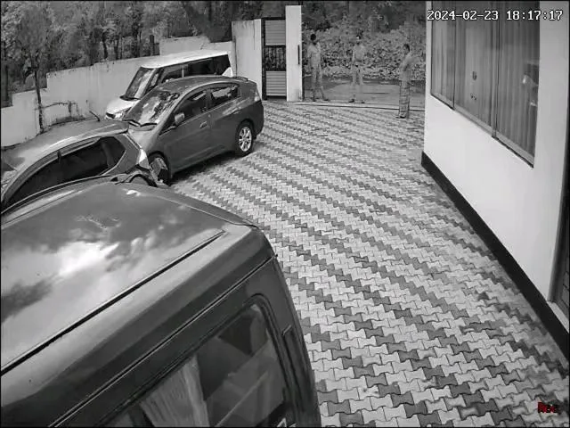 Parking in CRYSTAL RIVERSTON DECK