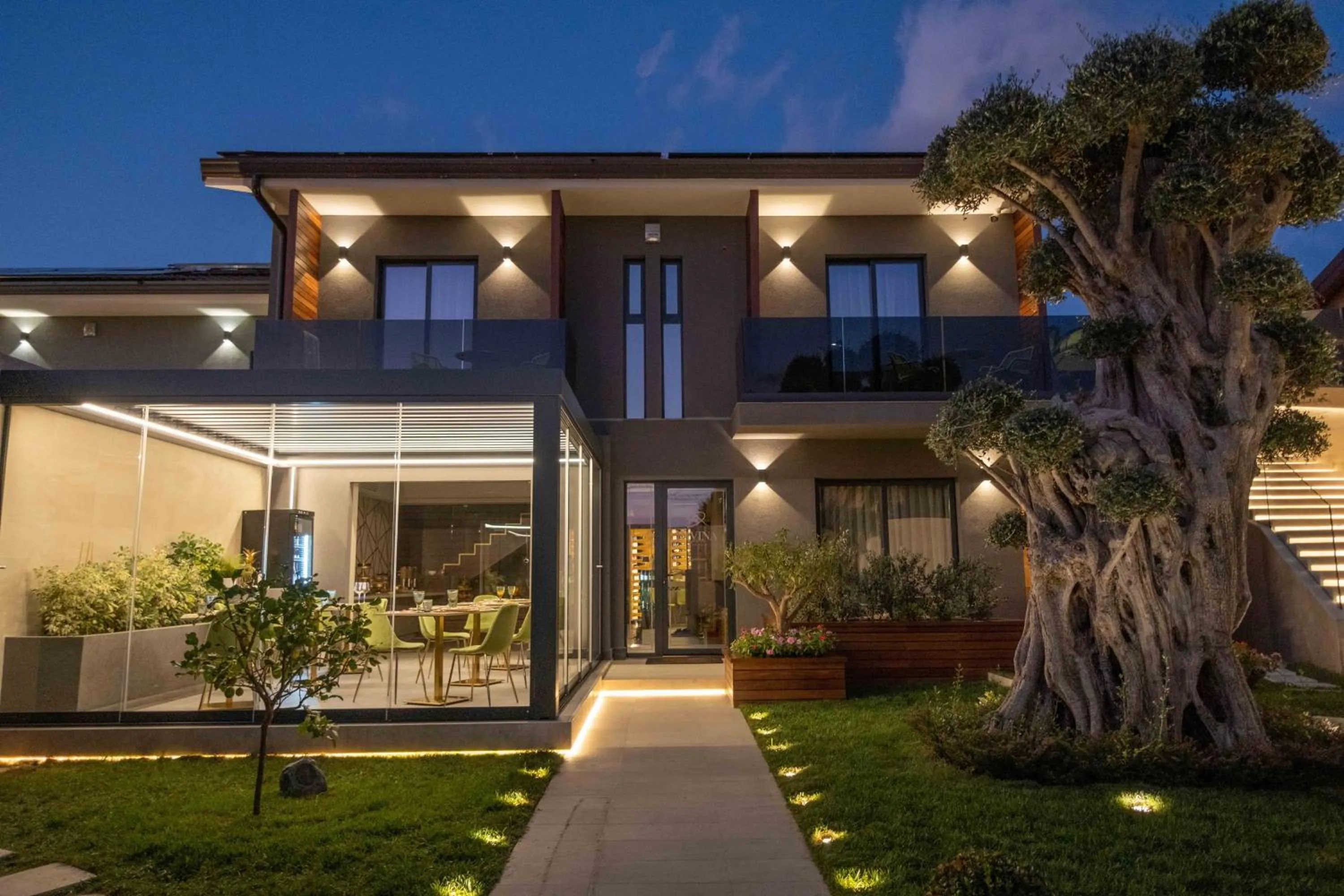 Garden view in Divina Charme