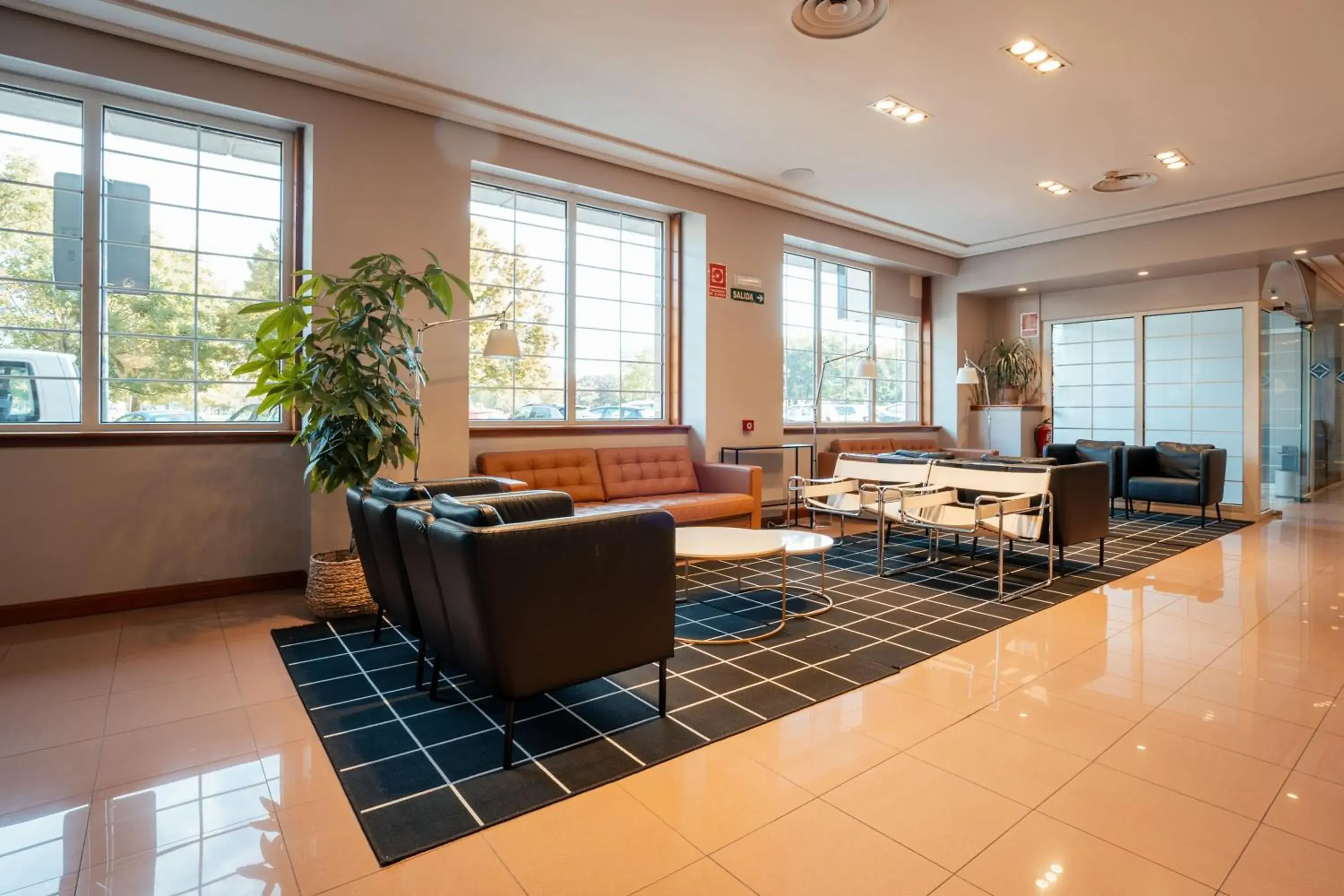 Property building in Sancho Ramirez Property building in Sancho Ramirez