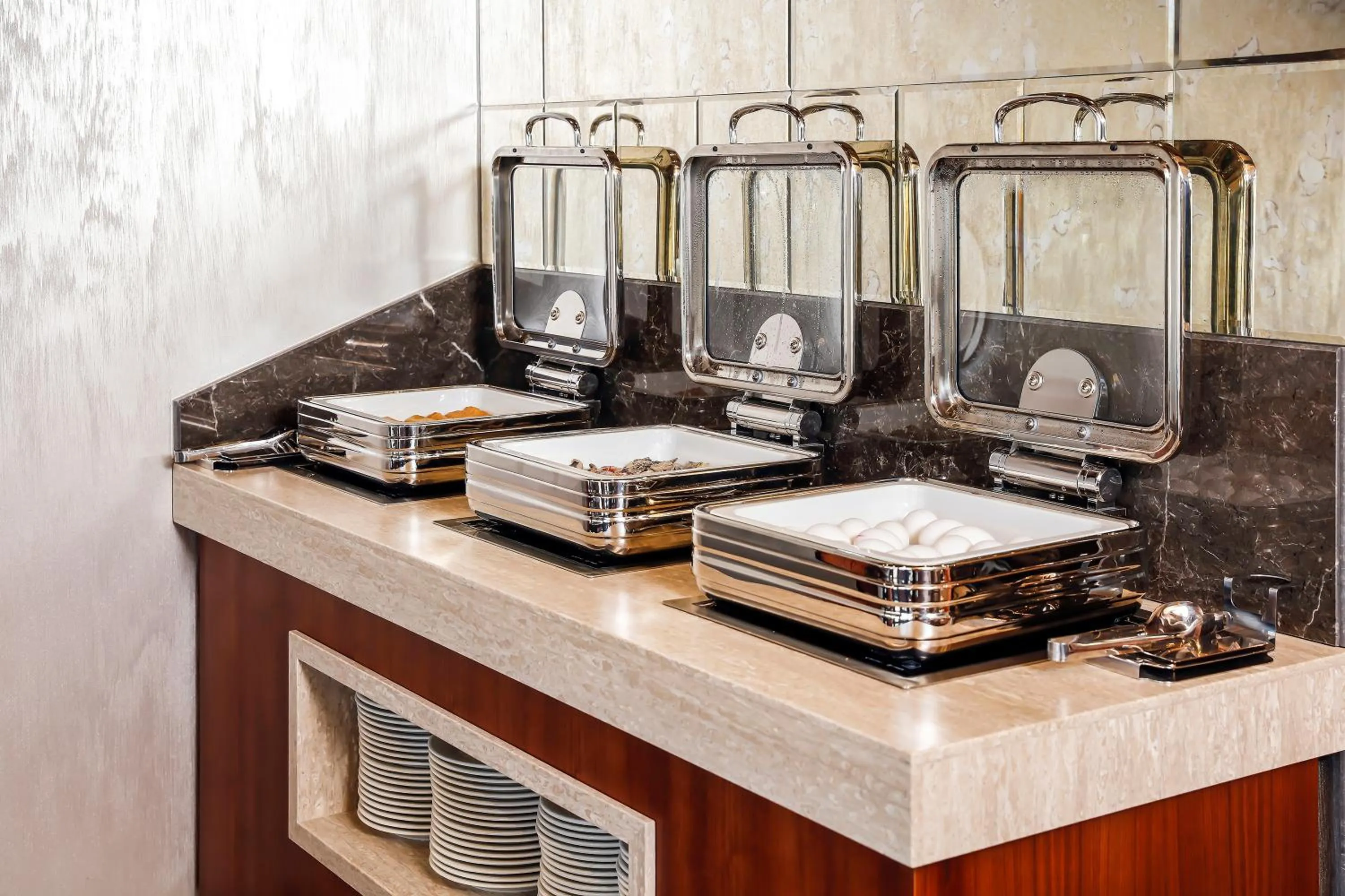 Buffet breakfast in MANORS HOTEL