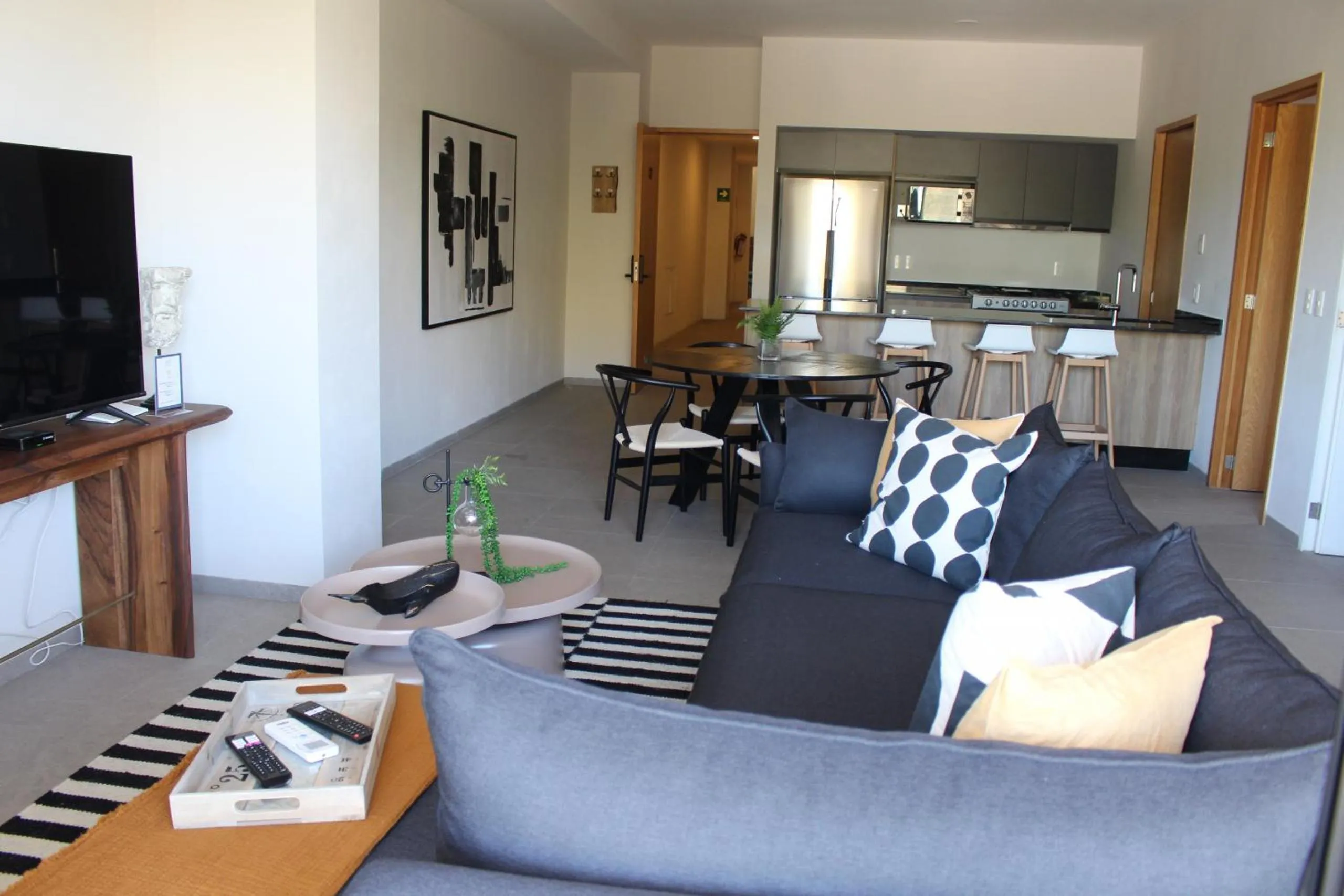 Communal lounge/ TV room in 105 Downtown