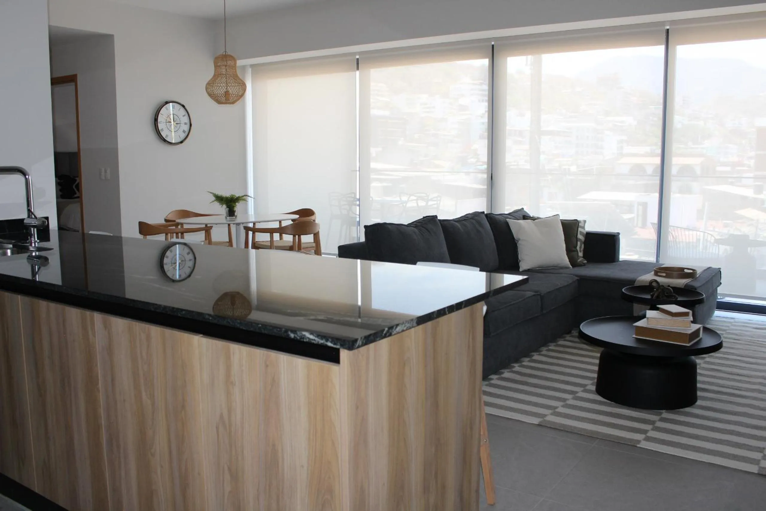 Kitchen or kitchenette in 105 Downtown