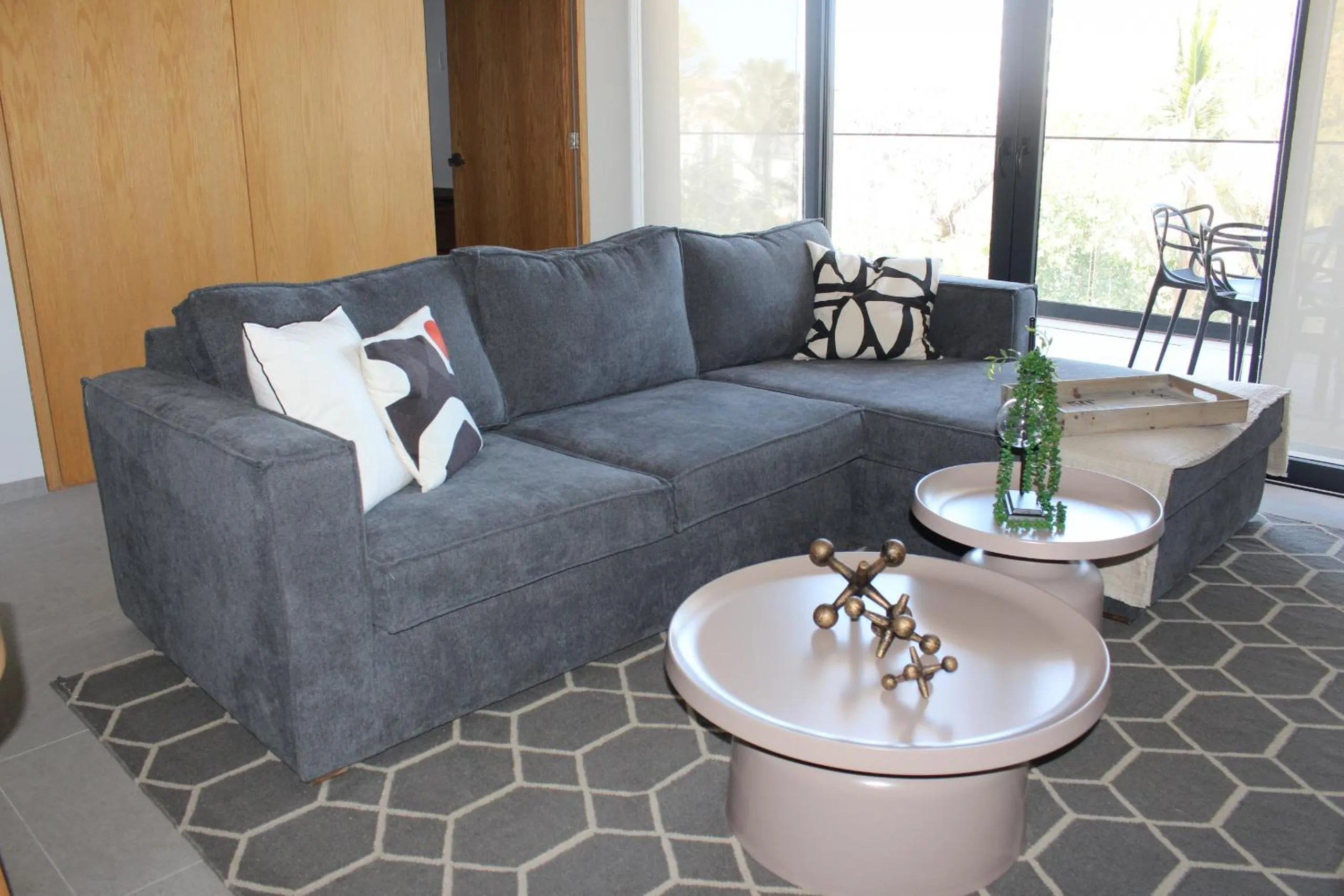 Communal lounge/ TV room in 105 Downtown