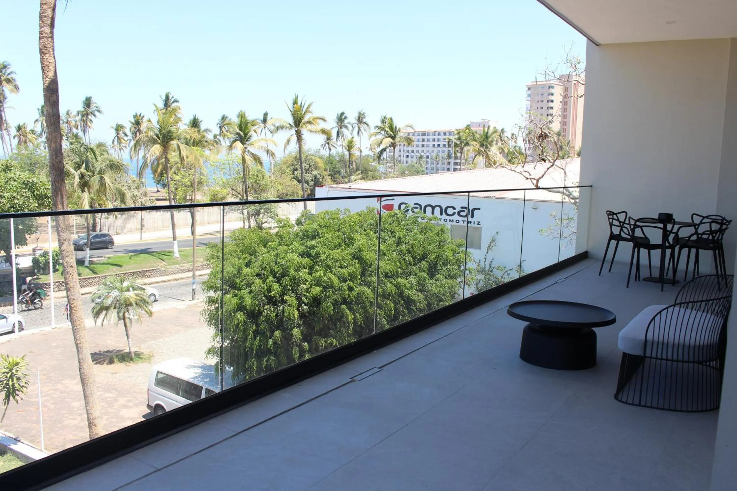 Balcony/Terrace in 105 Downtown