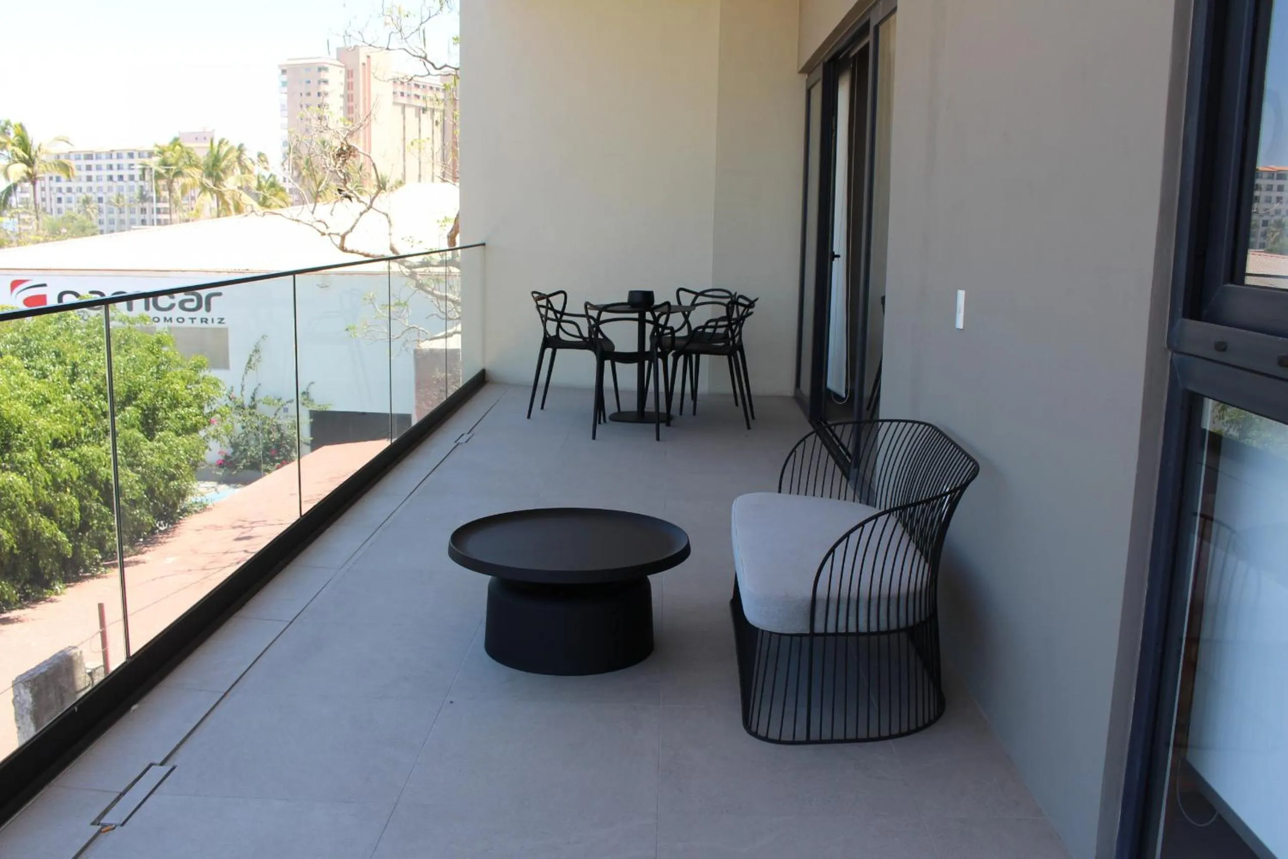 Balcony/Terrace in 105 Downtown