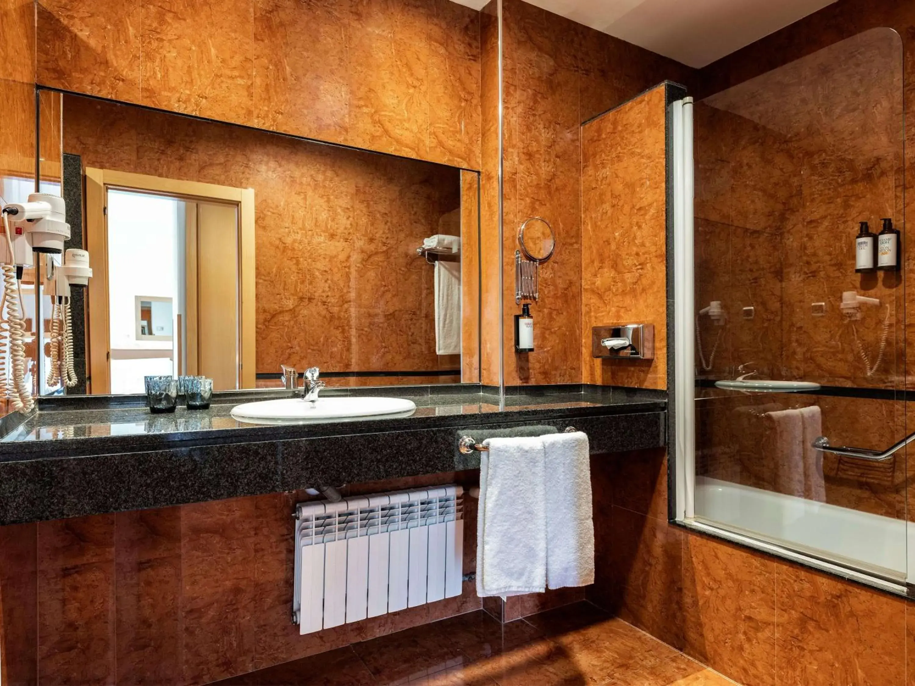 Bedroom in Hotel Zentral León Bedroom in Hotel Zentral León