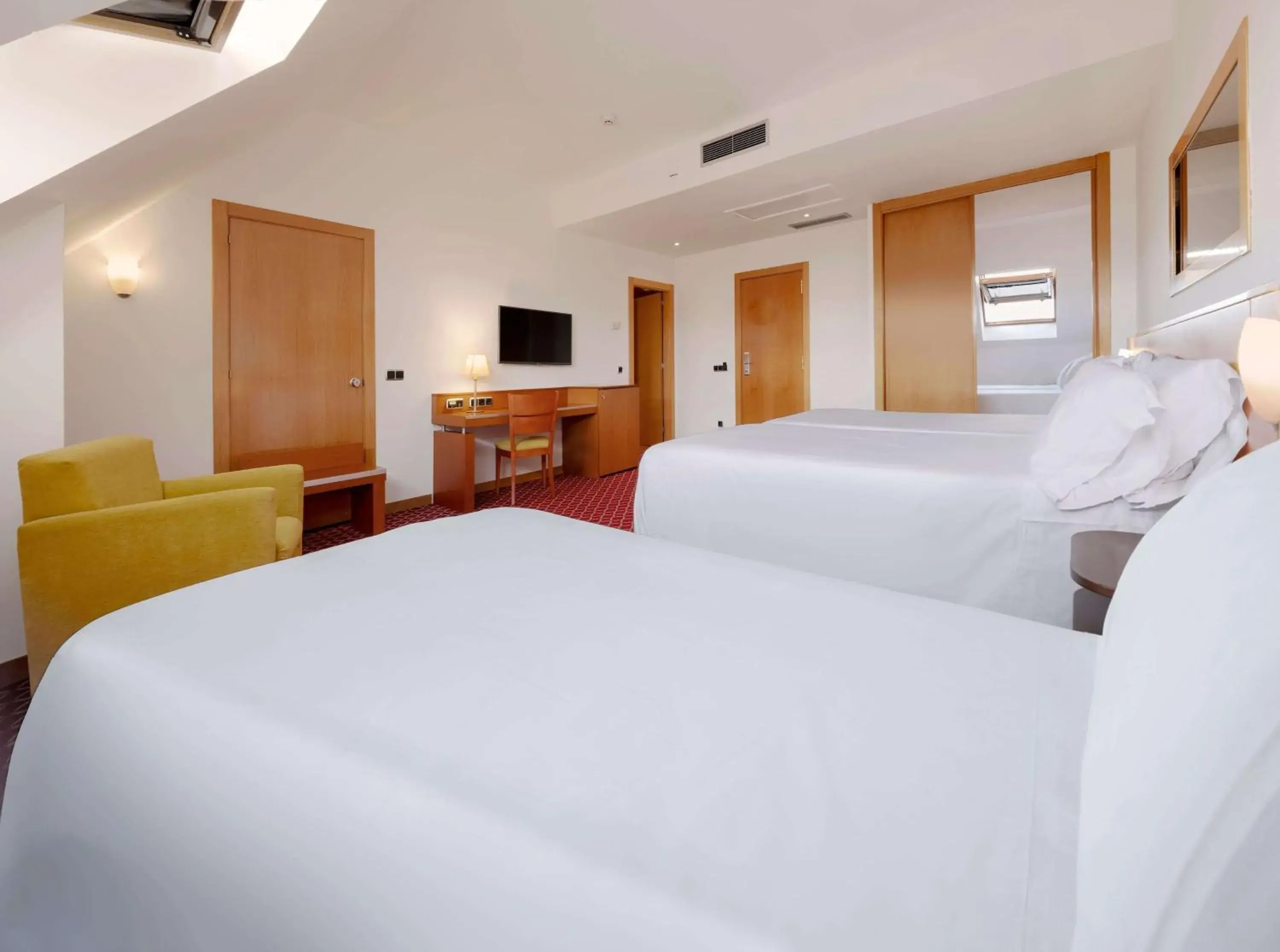 Bedroom, Bed in Hotel Zentral León Bedroom, Bed in Hotel Zentral León