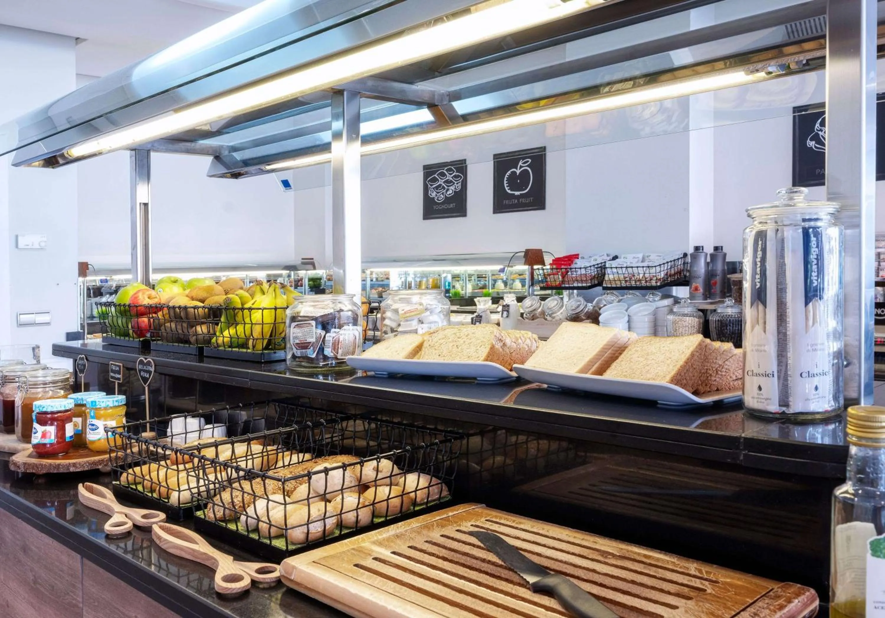 Restaurant/places to eat in Hotel Zentral León