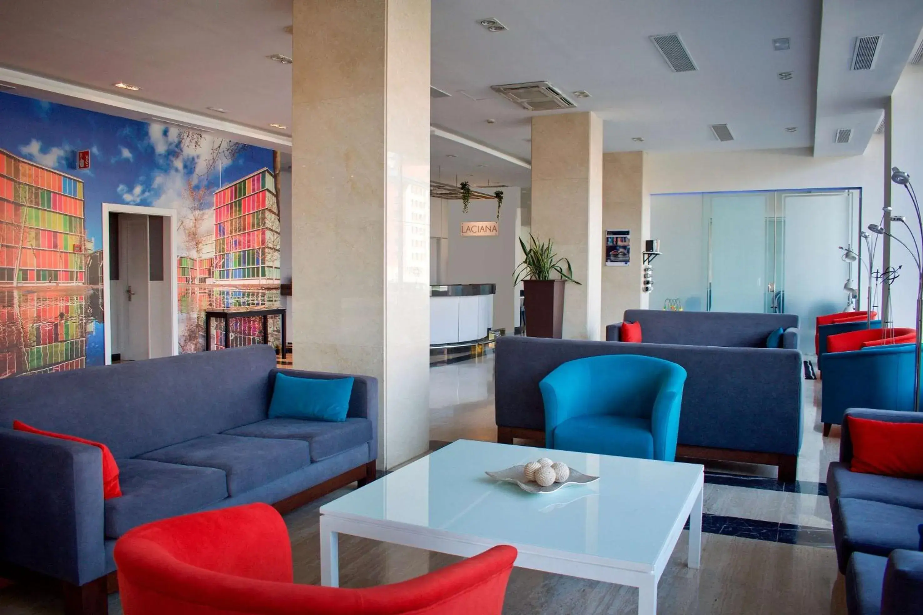 Property building in Hotel Zentral León Property building in Hotel Zentral León