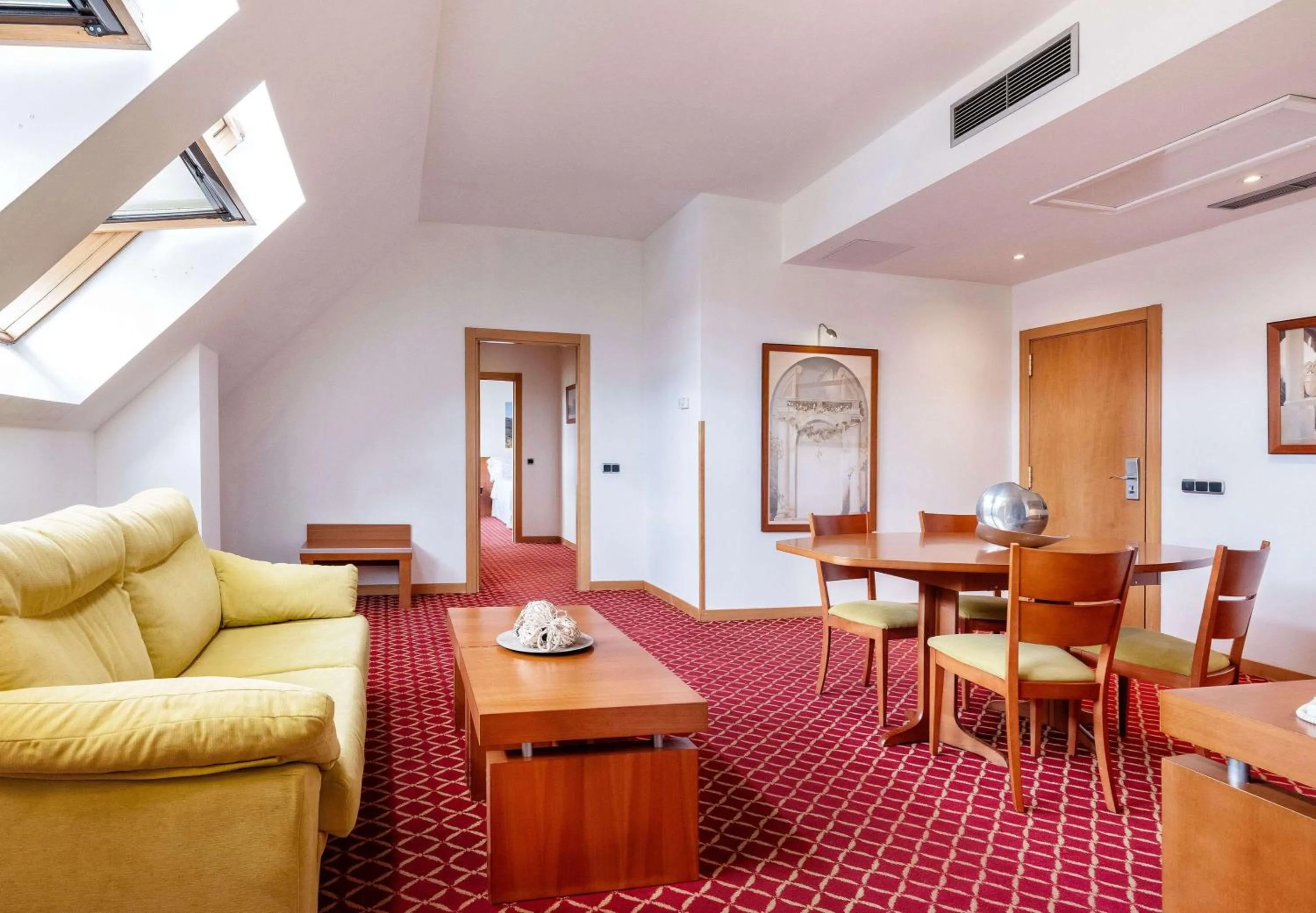 Bedroom in Hotel Zentral León