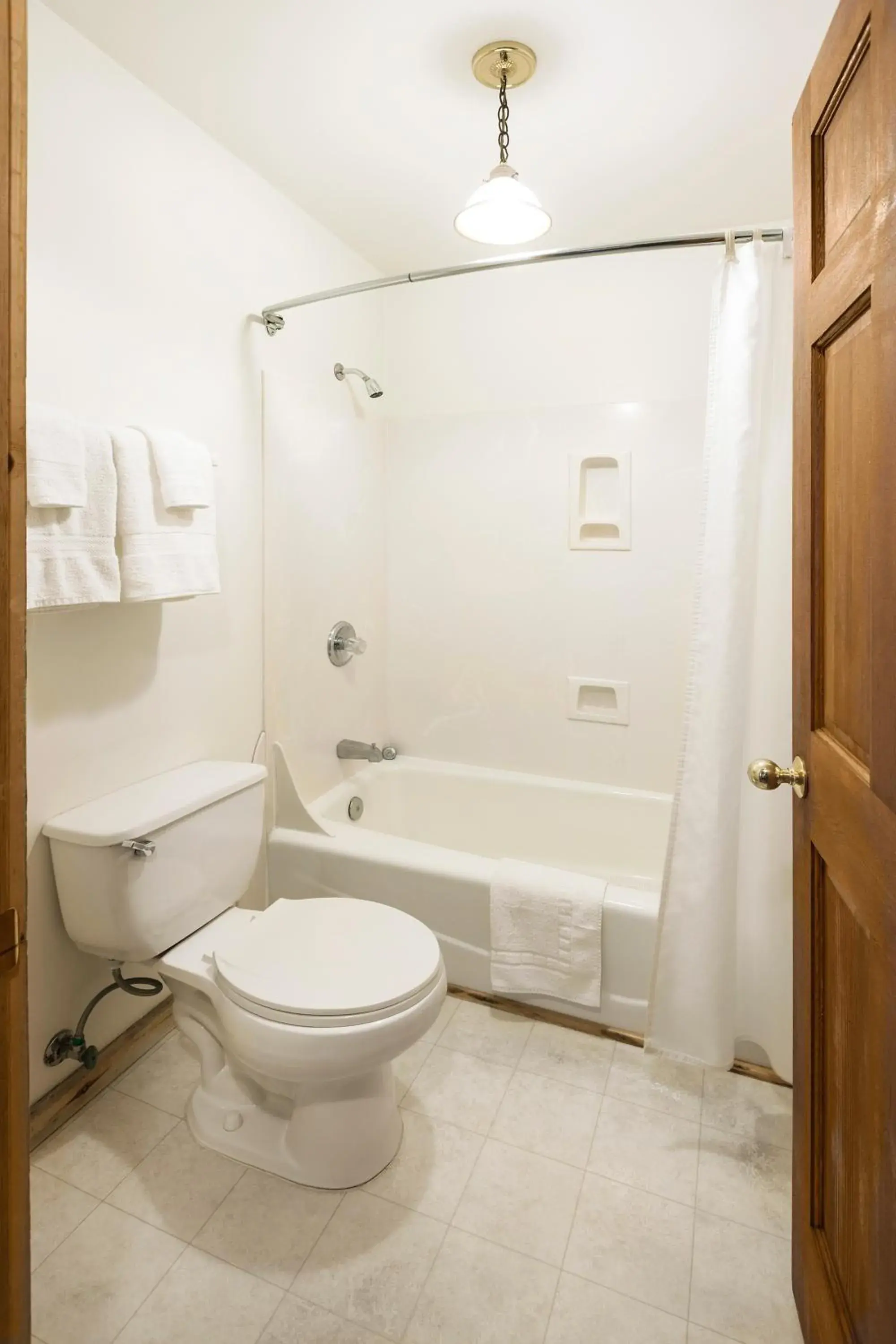 Queen Suite in Idyllwild Inn Queen Suite in Idyllwild Inn