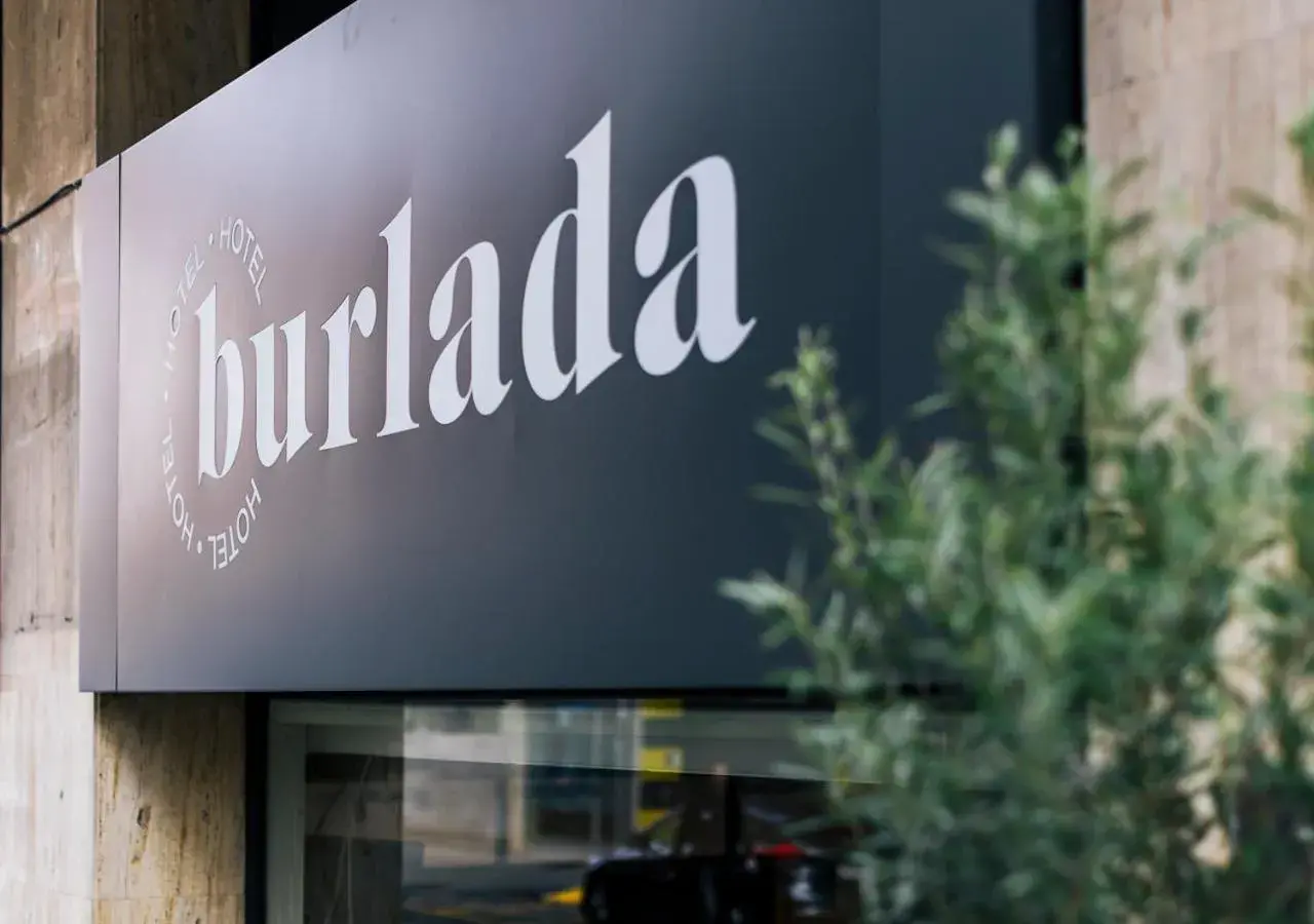 Property building in Hotel Burlada Property building in Hotel Burlada