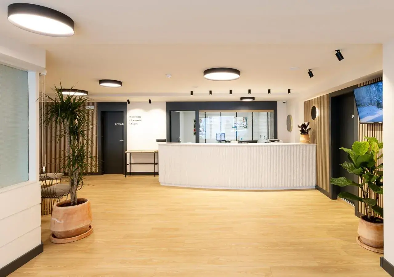 Lobby or reception in Hotel Burlada Lobby or reception in Hotel Burlada